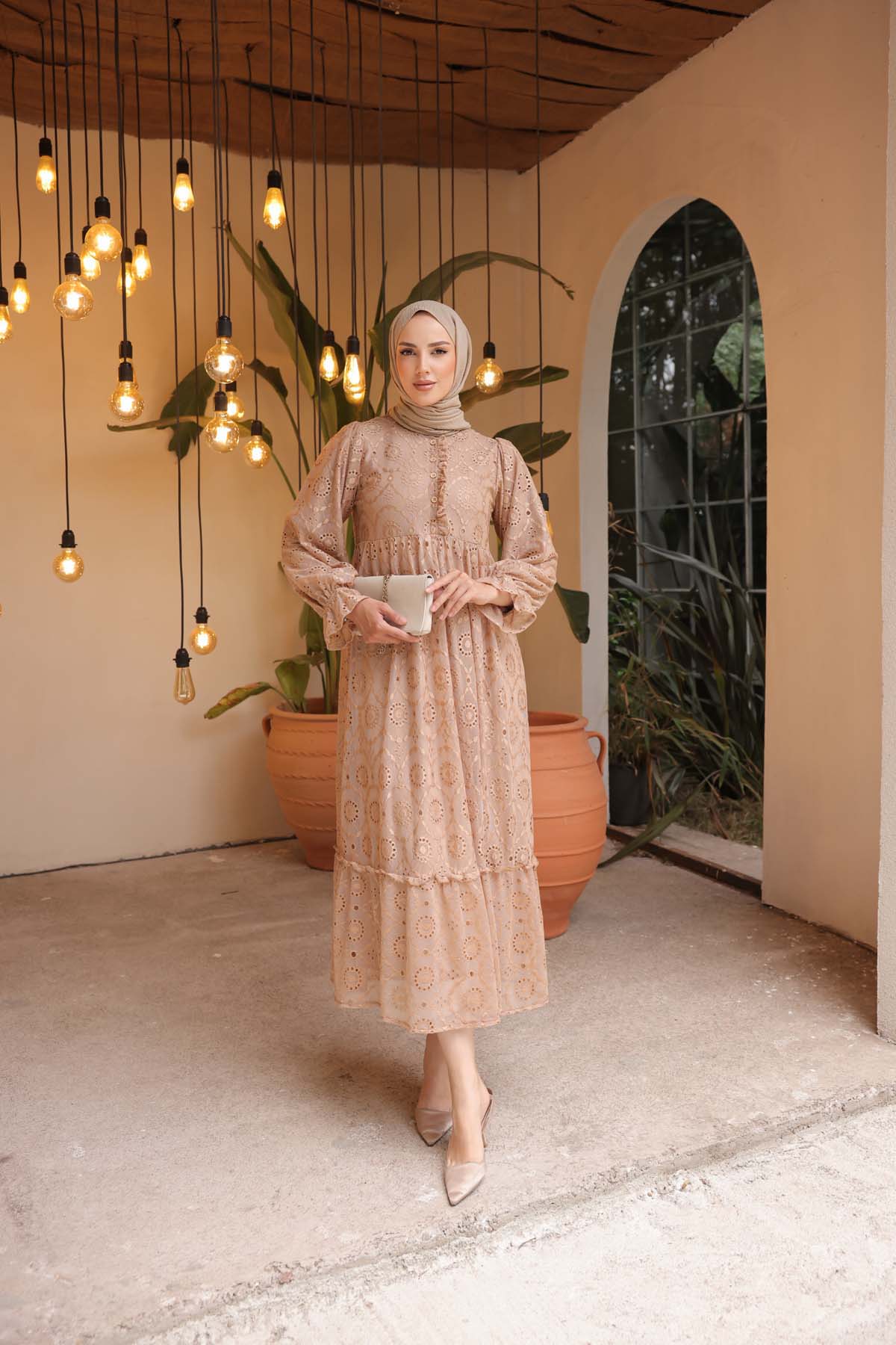 Uzun  Kollu Bayan  Elbise