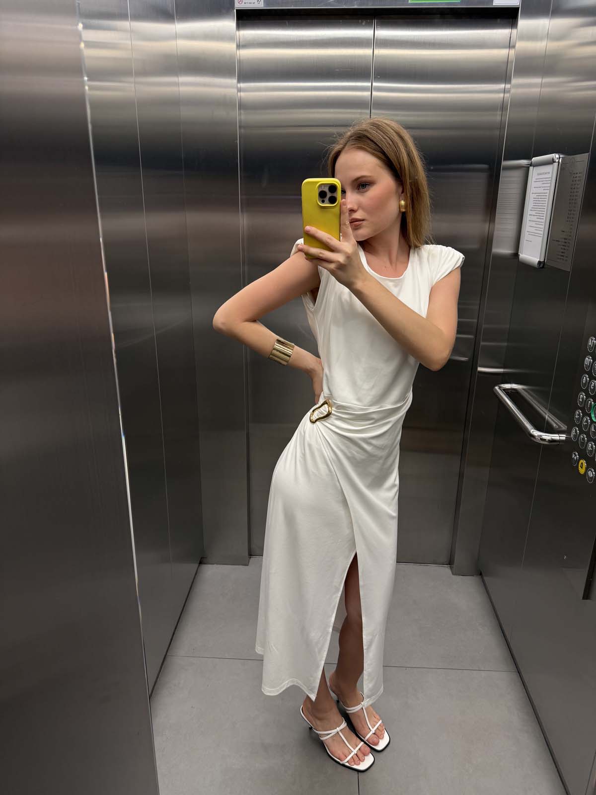 VATKALI BELİ TOKALI ELBİSE