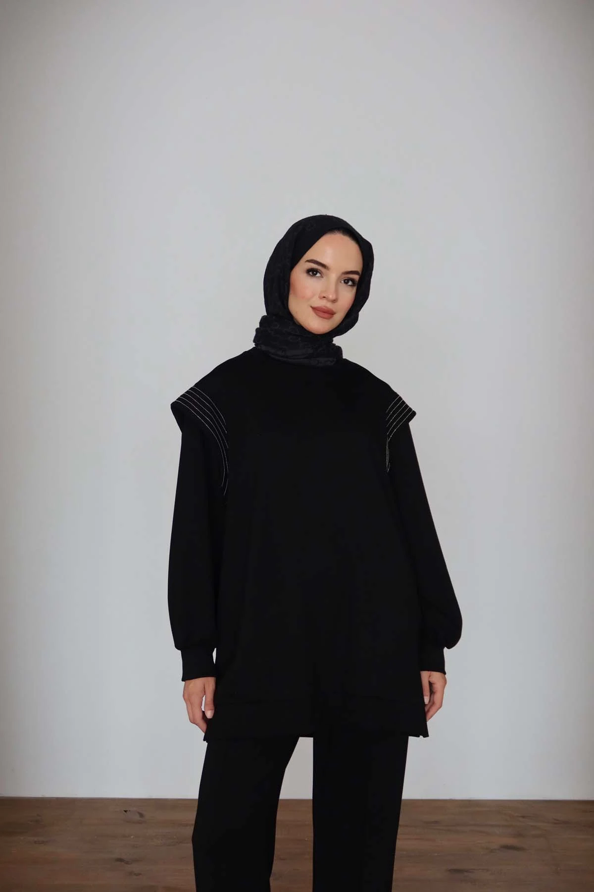 Kolevi  Zincirli  Tunik