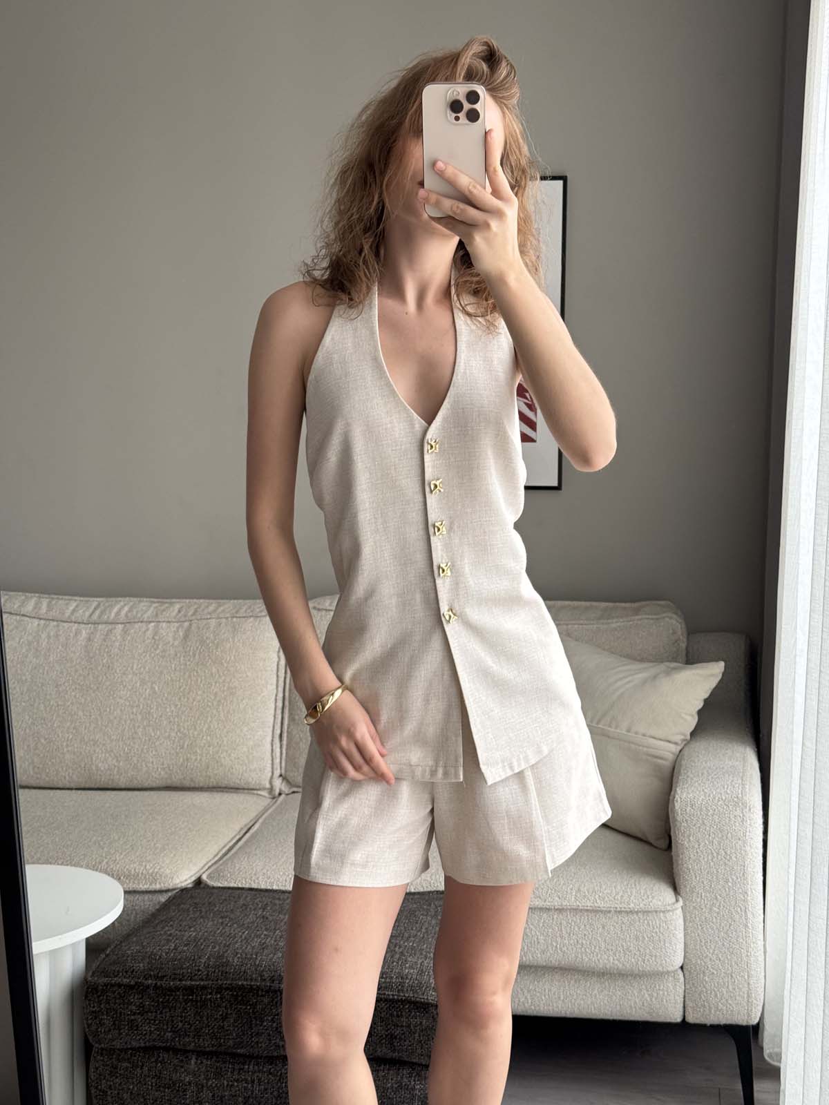 ÖNÜ DÜĞMELİ KETEN YELEK