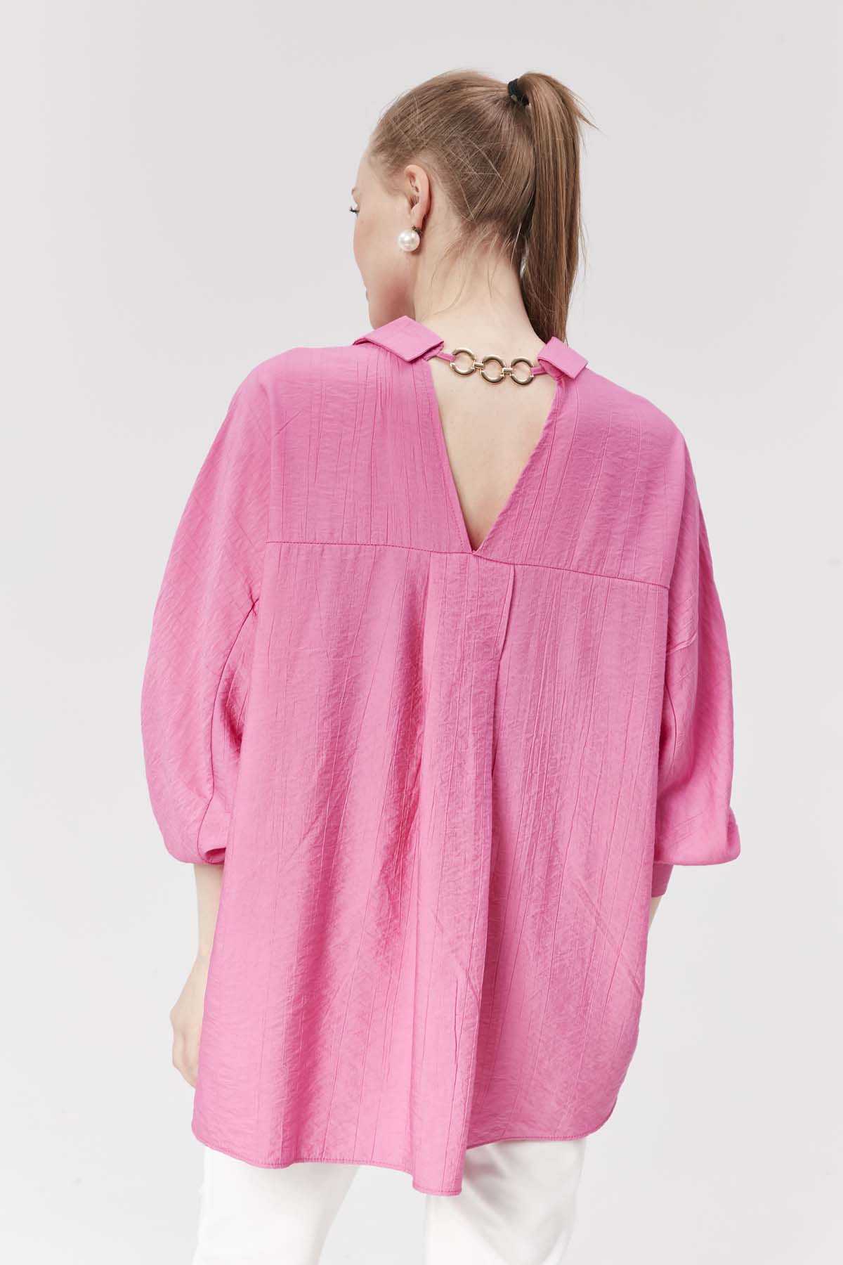 Zincir Aksesuarlı Uzun Kollu Gömlek