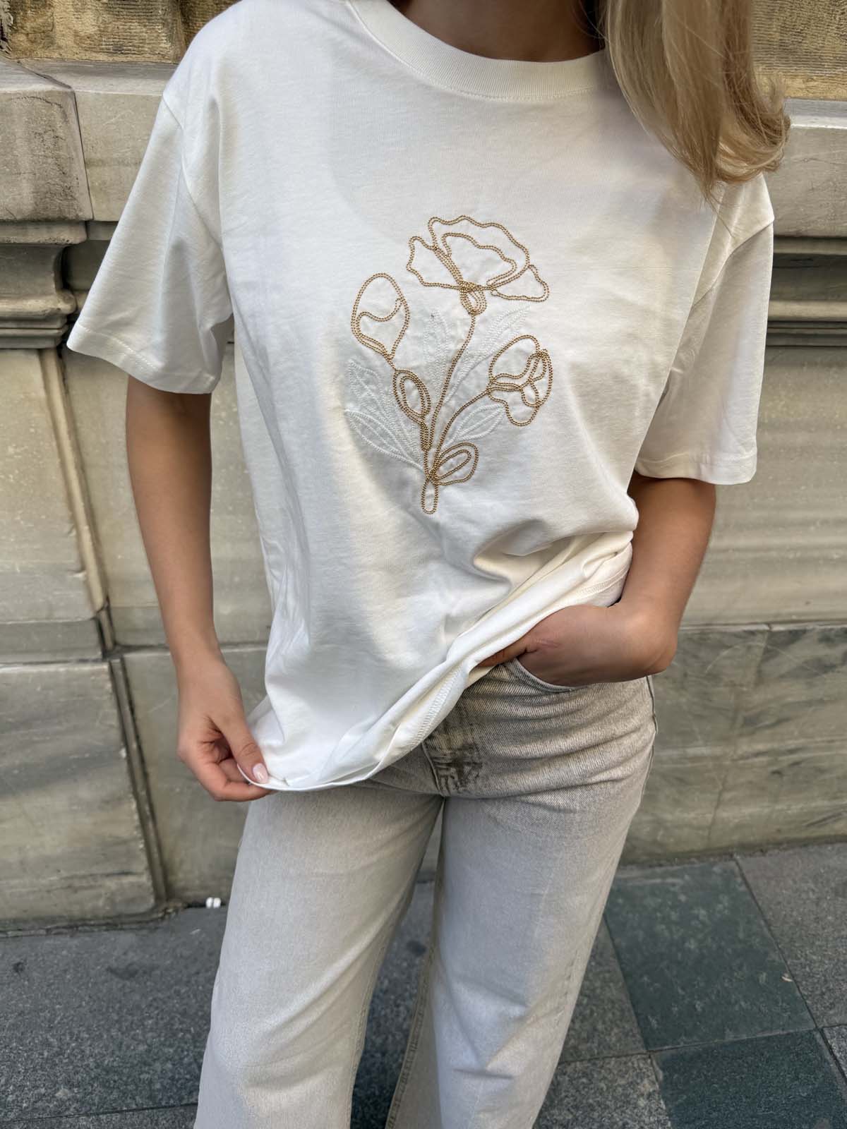 MİLANO KALIP ZİNCİRLİ GÜLLÜ TİŞÖRT