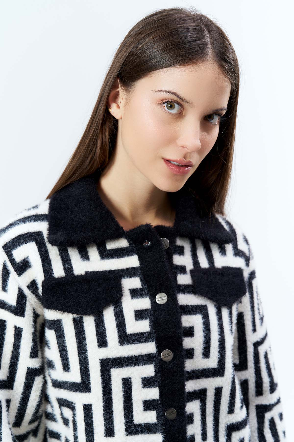 Angora Geometrik Desenli Mont