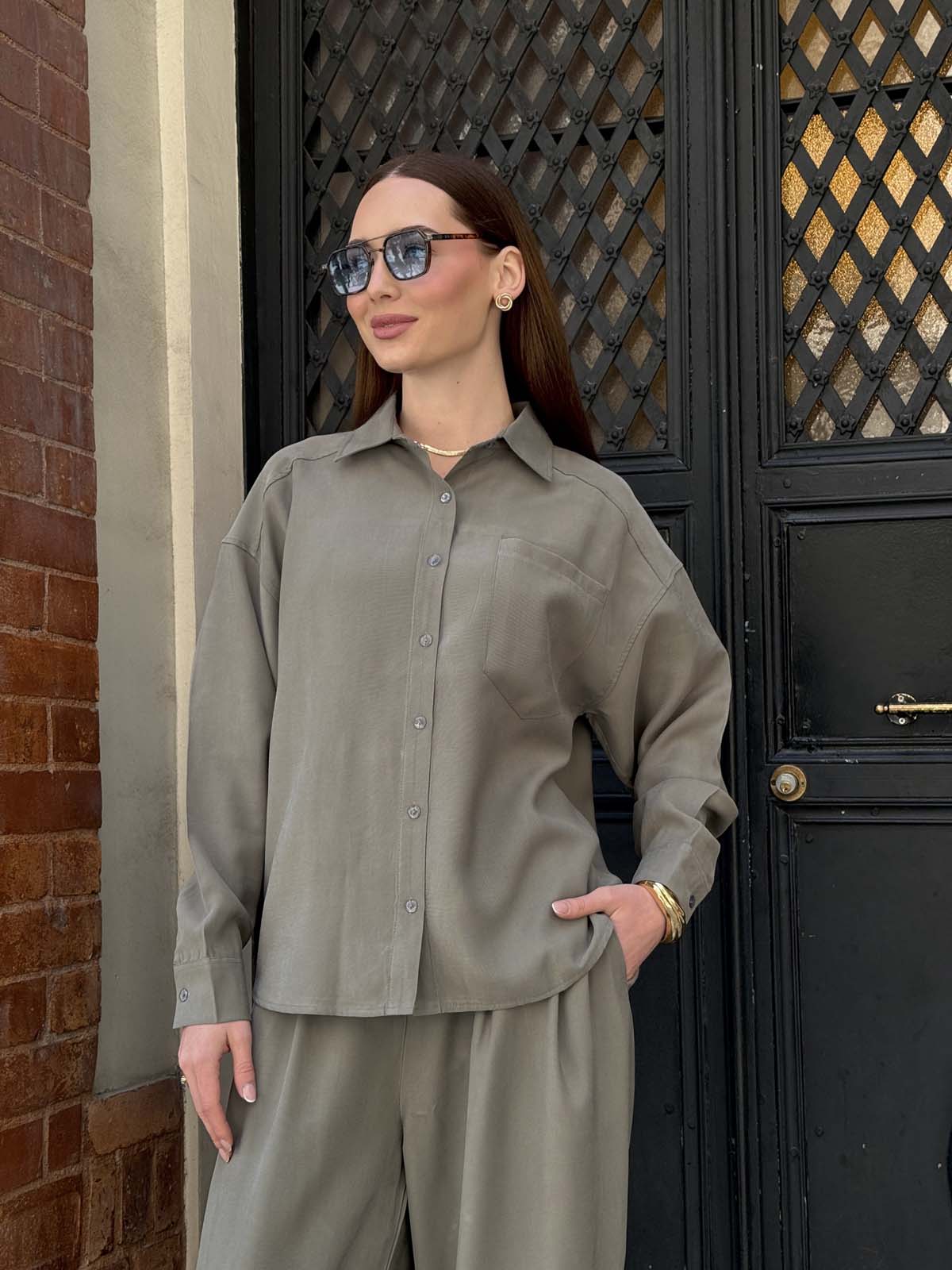 Cepli Düğmeli  Uzun Kolu   Gömlek