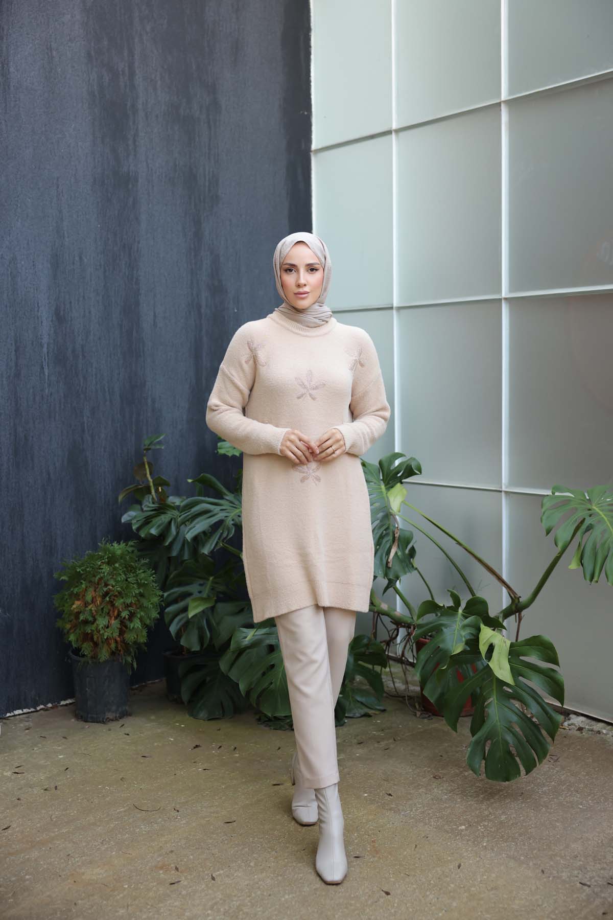 Angora İncili Yaprak Desenli Tunik