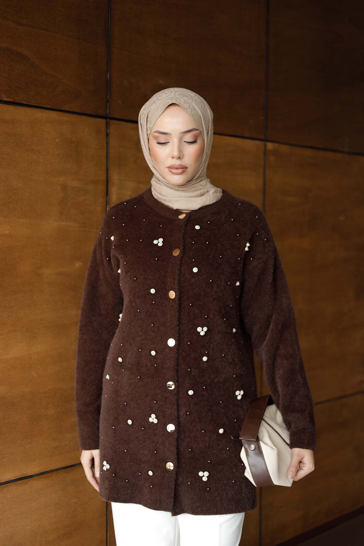 Angora İnci Taş Döşemeli Hırka