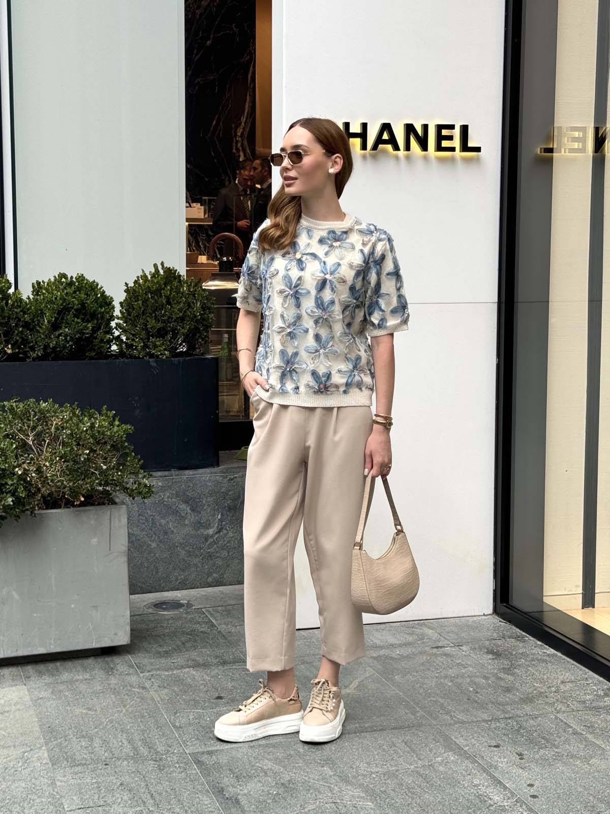 Pamuk Papatyalı Kumaşlı Kısa Kollu Kazak