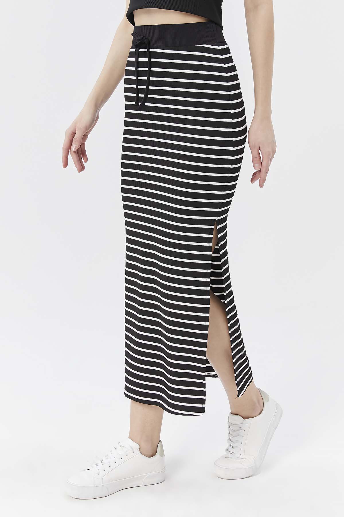 Çizgili  Örme Etek