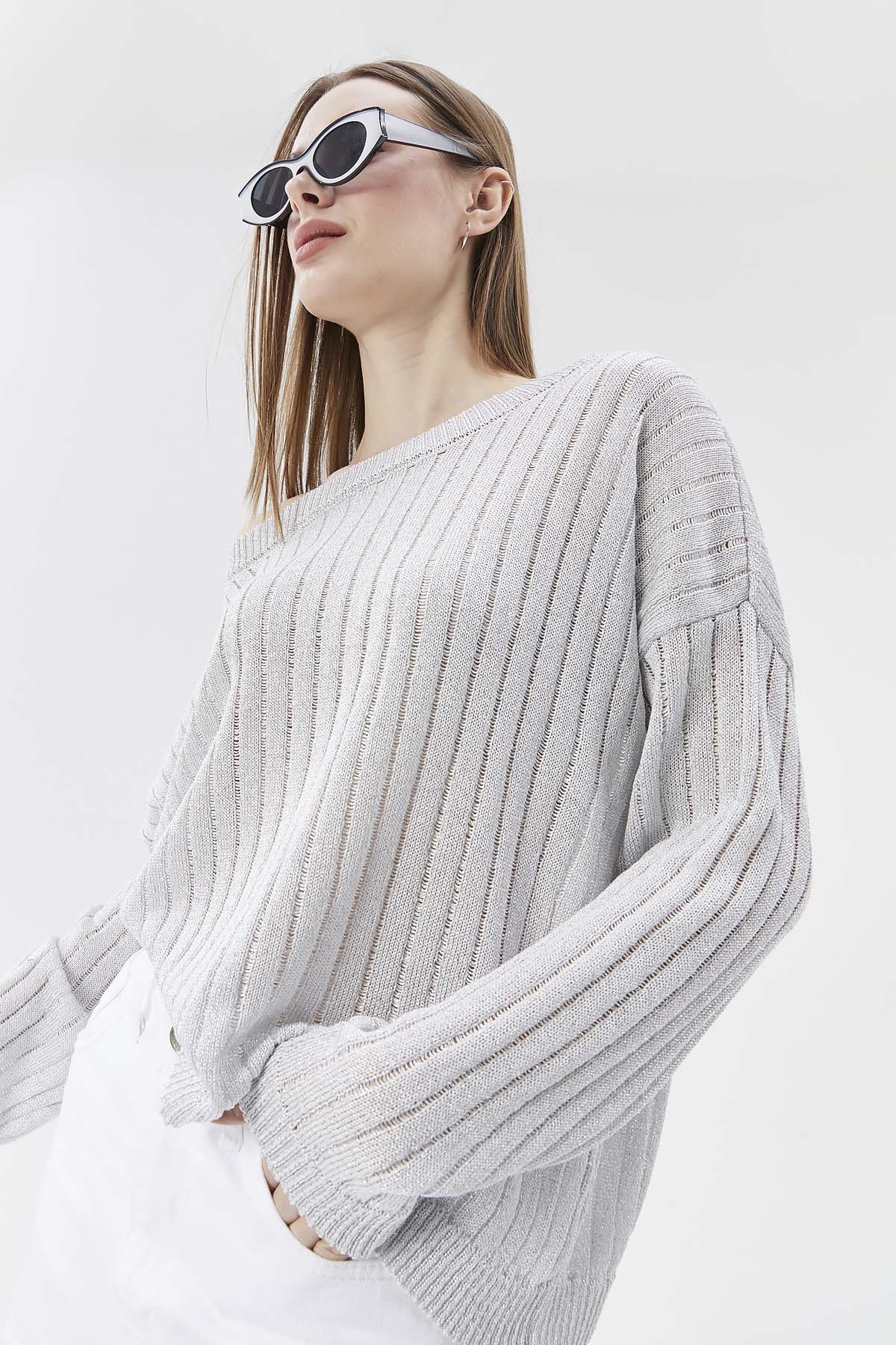 Simli Atlatmalı Kazak