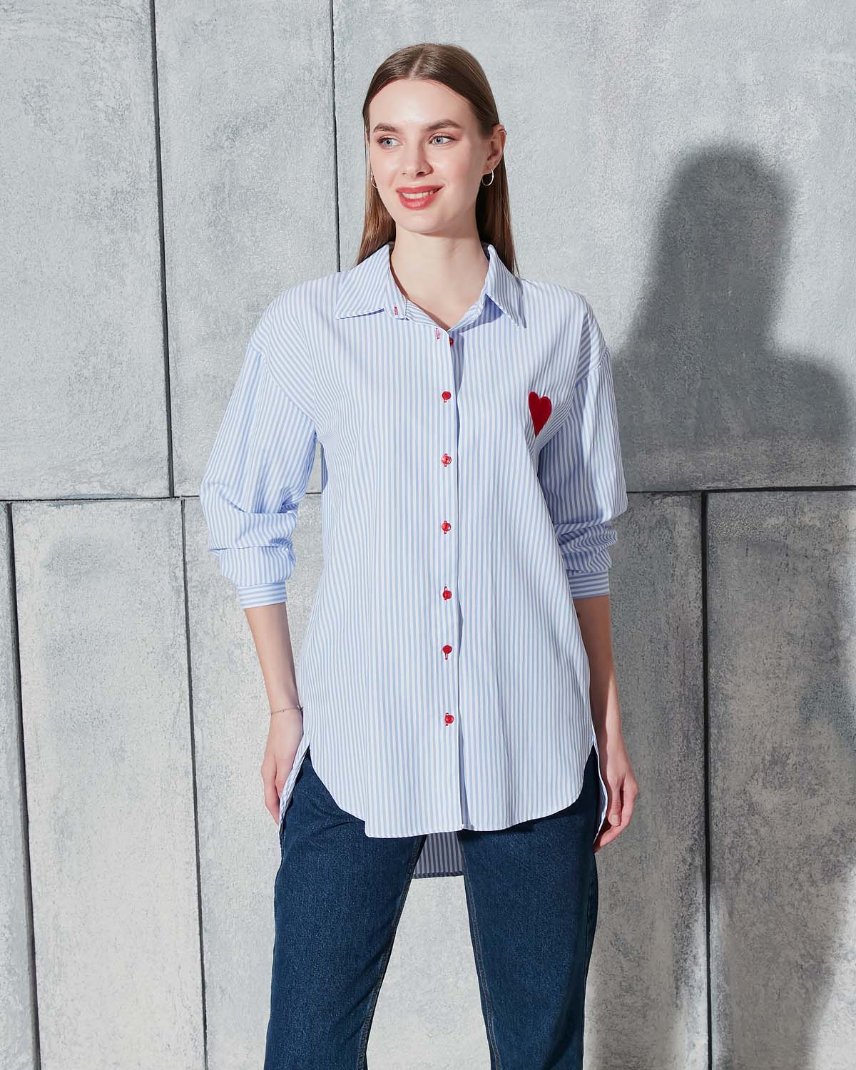 KALPLİ ÇİZGİLİ GÖMLEK