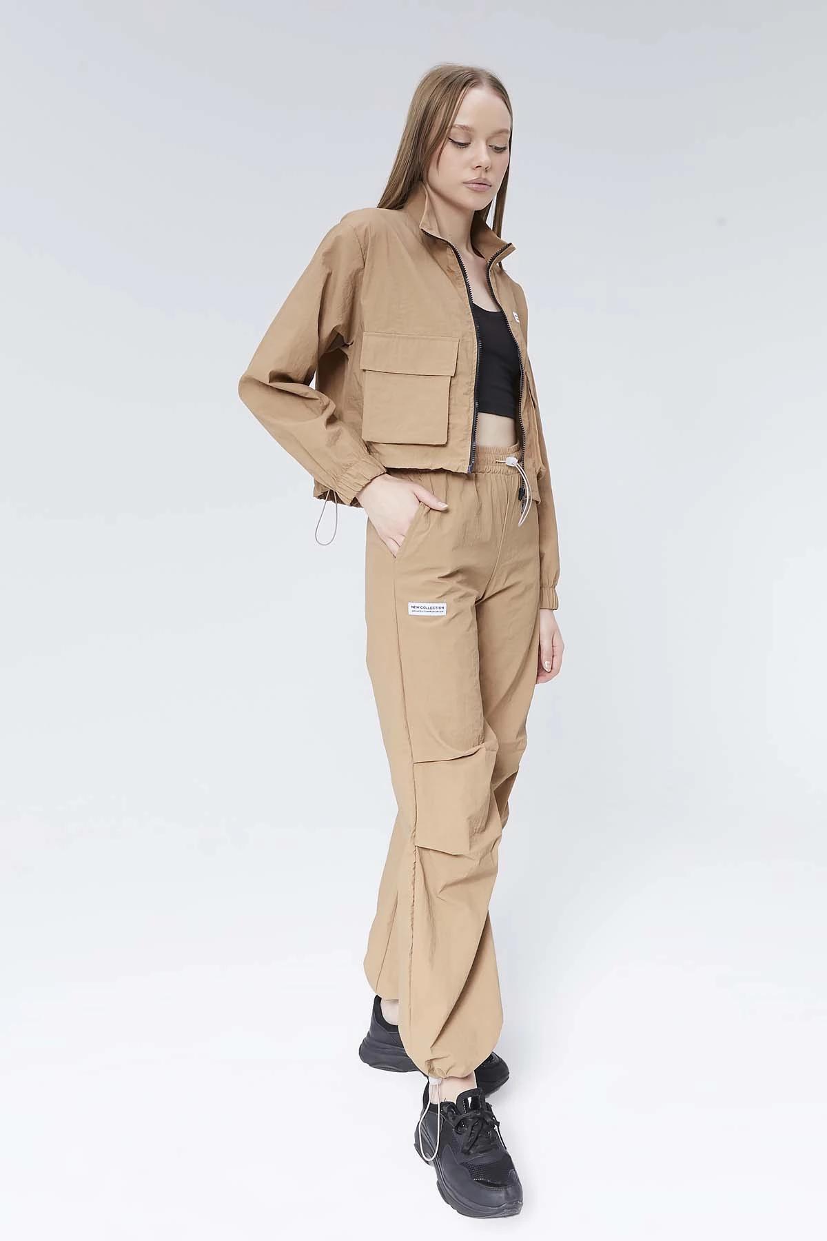 Paraşüt Kumaş Eşofman Takımı