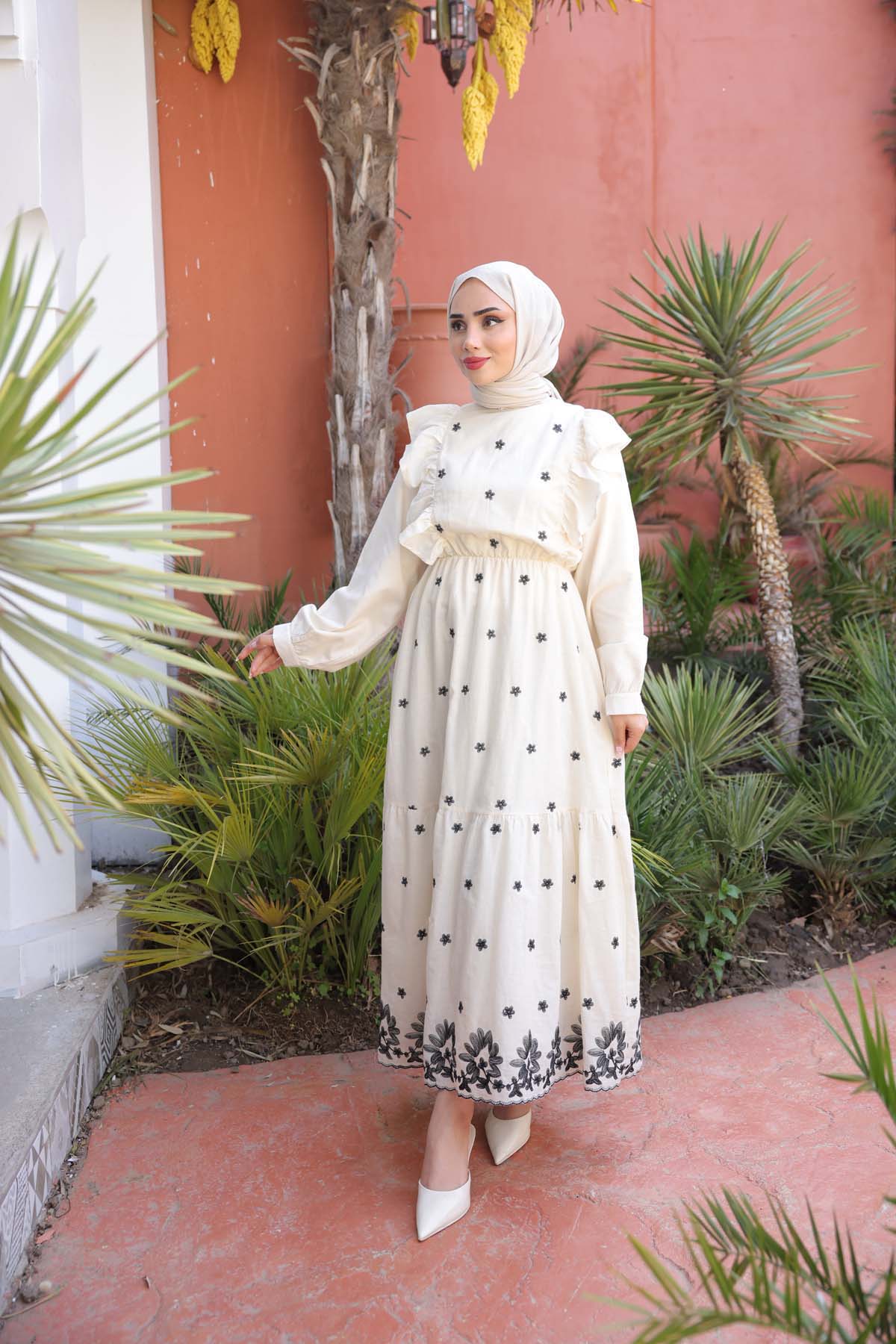 Fırfırlı Uzun Kollu  Çiçek Desenli  Elbise