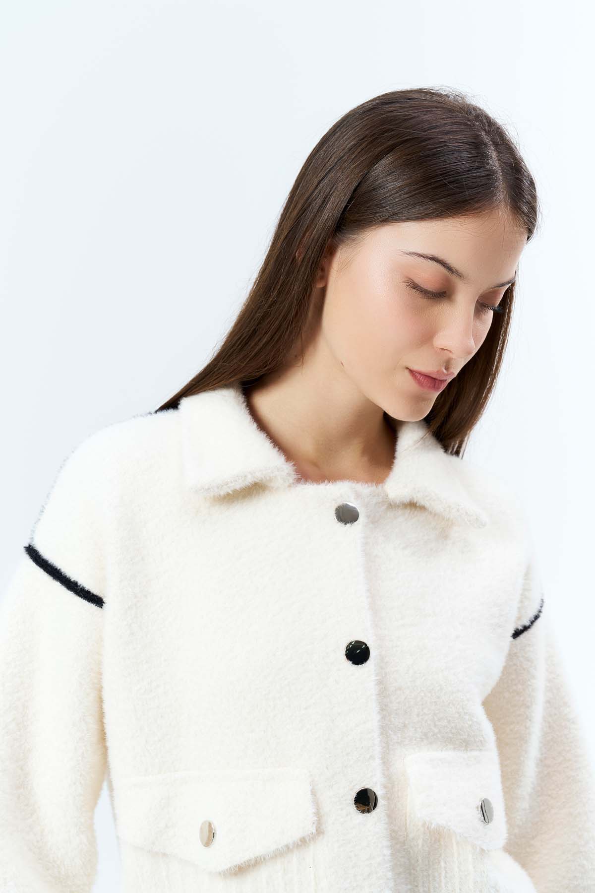 Angora Gömlek Yaka Cepli Hırka