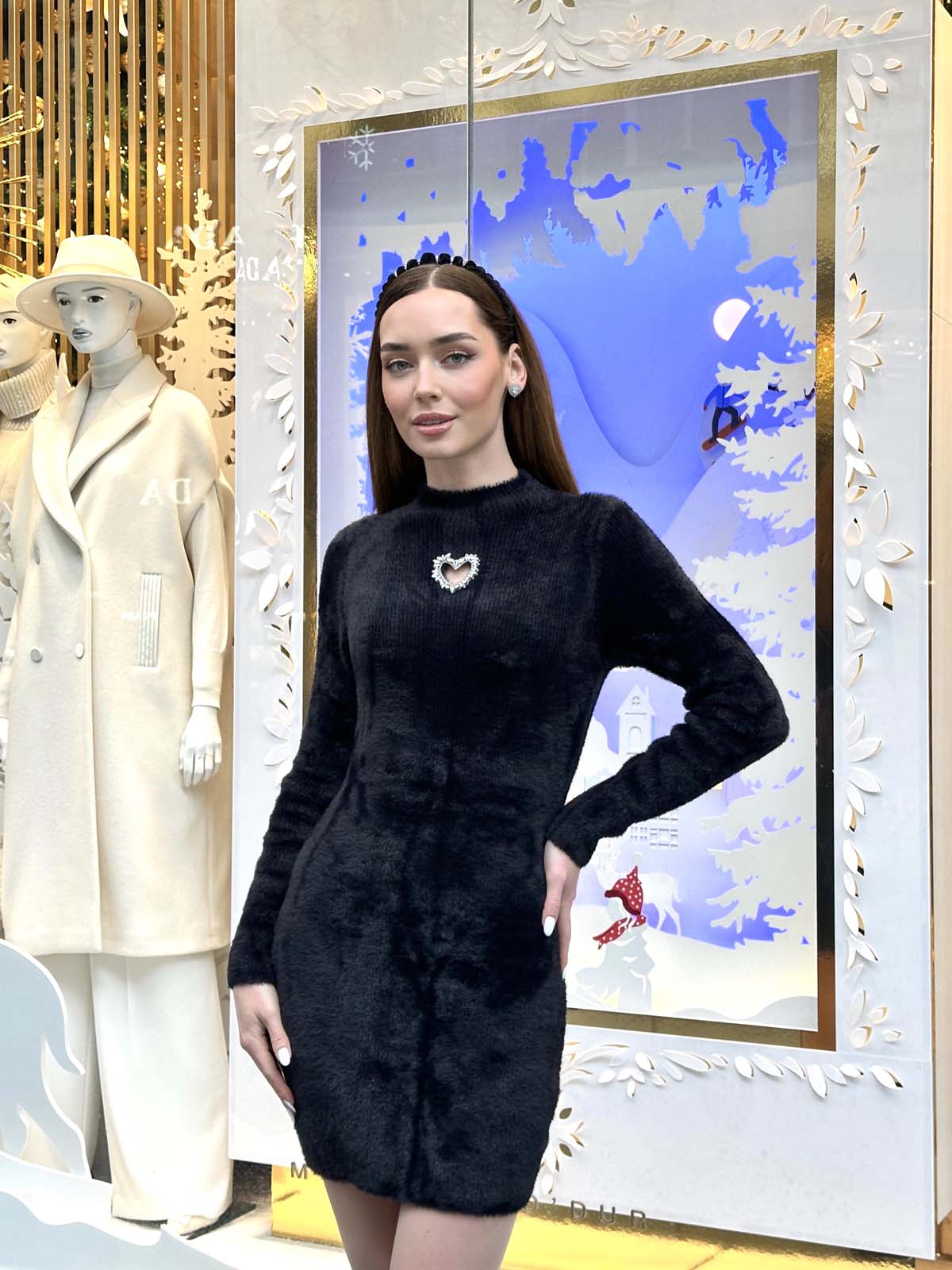 Angora Kalp Dekolteli Elbise