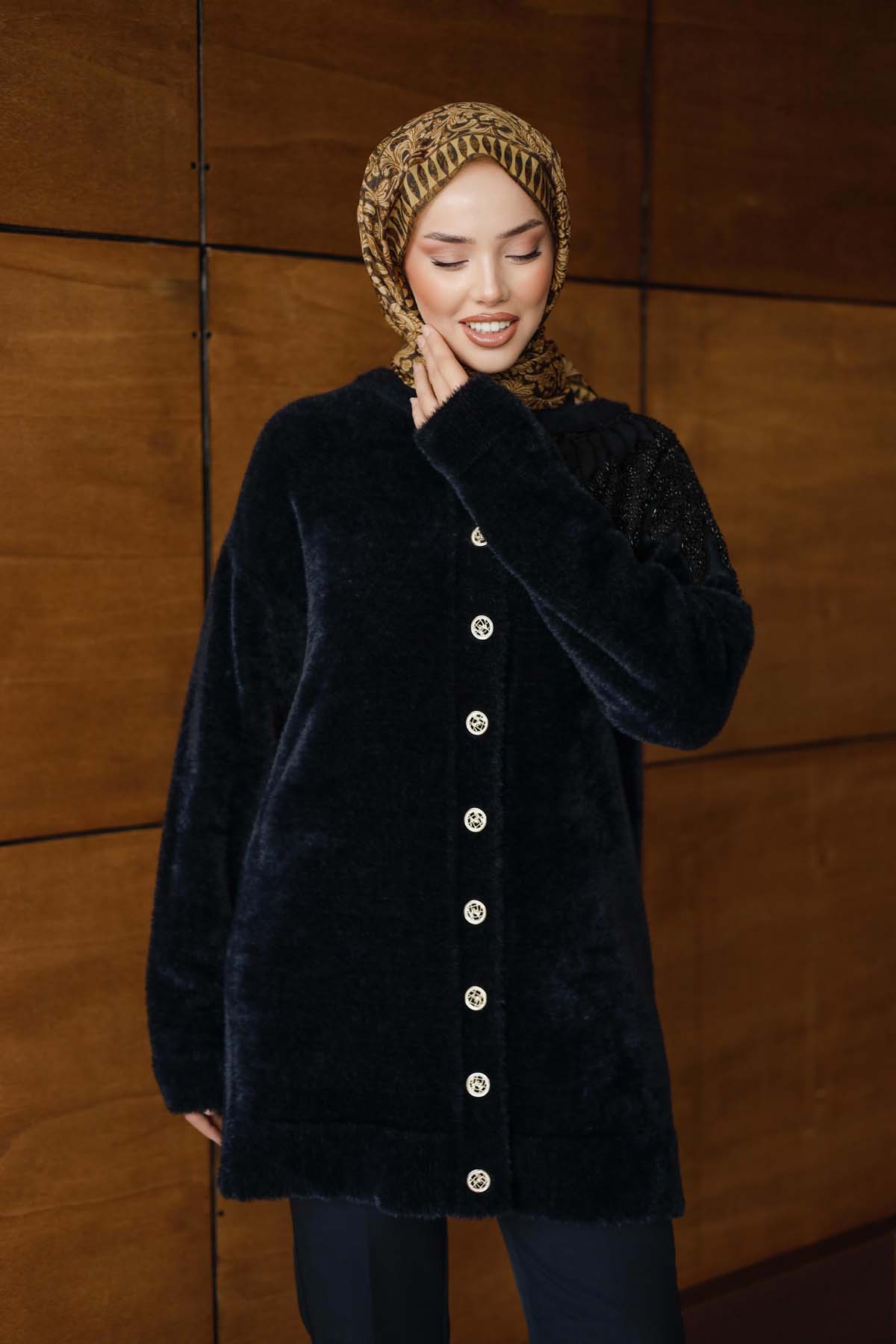 Angora Boncuklu Oversize Hırka