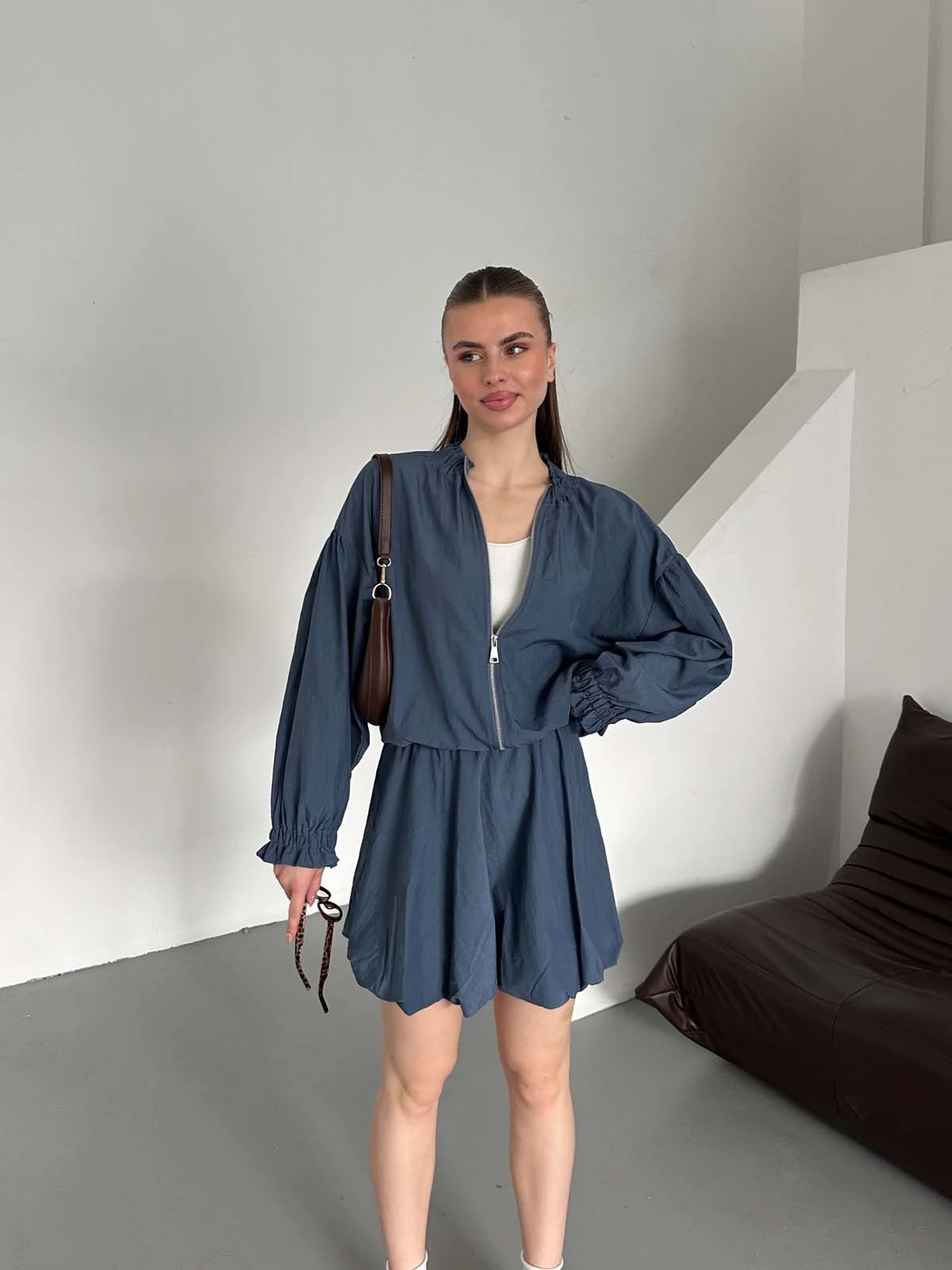 Fermuarlı Yakası Kolu Büzgülü  Mont