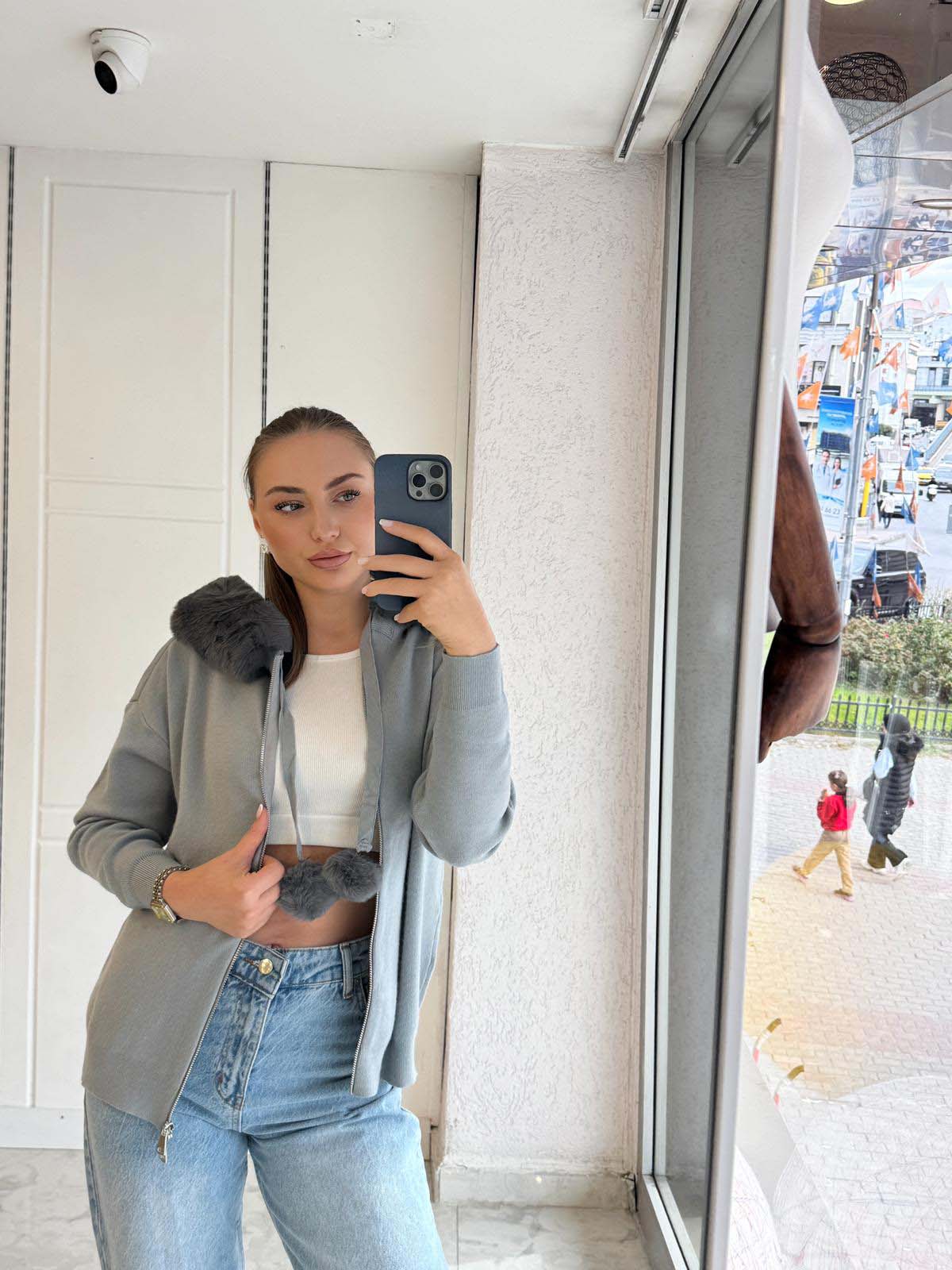 Korsman Kürklü Fermuarlı Kazak