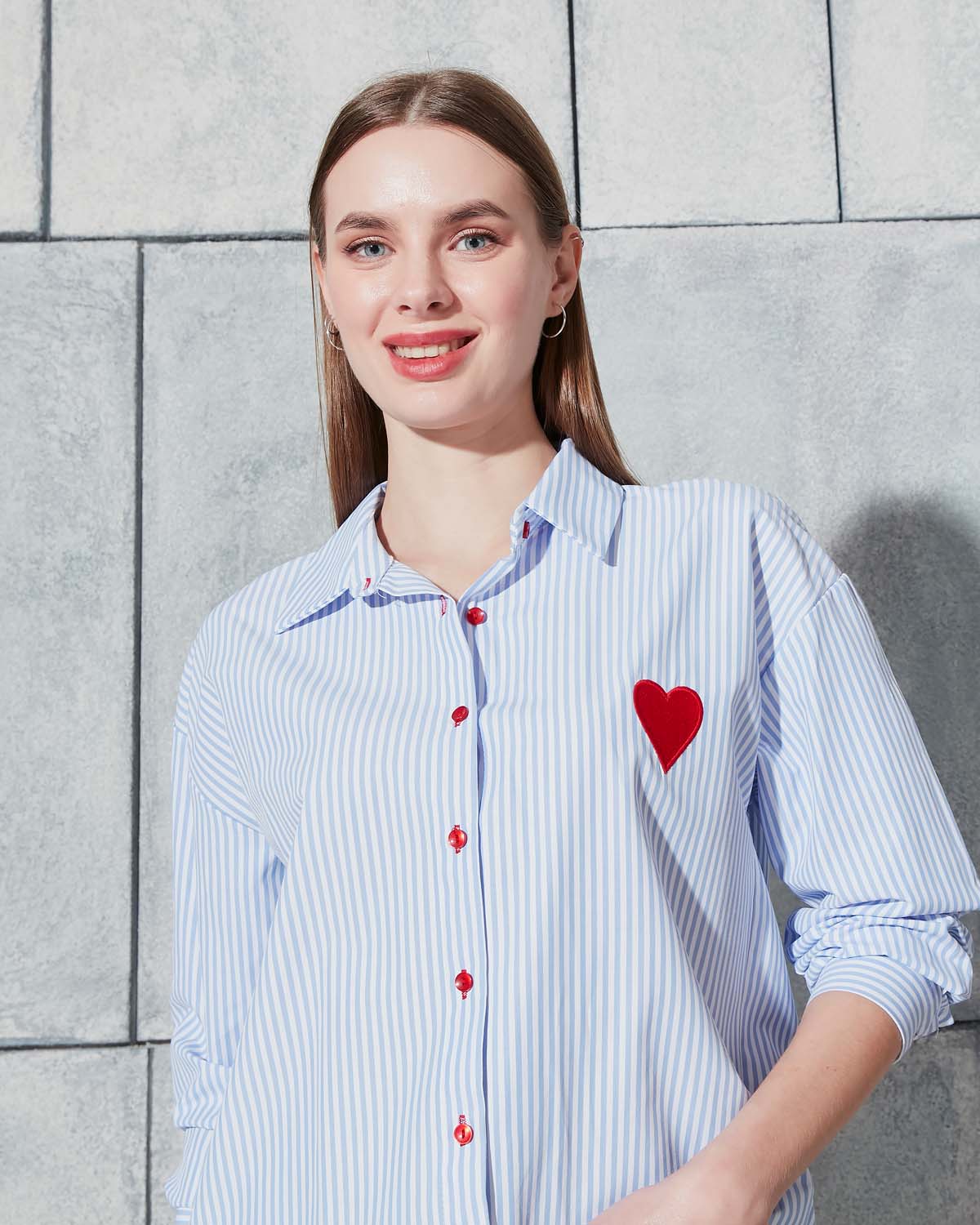 KALPLİ ÇİZGİLİ GÖMLEK