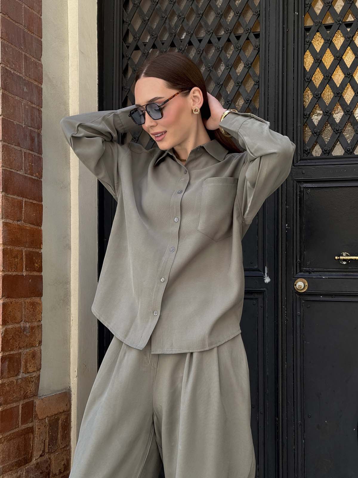 Cepli Düğmeli  Uzun Kolu   Gömlek