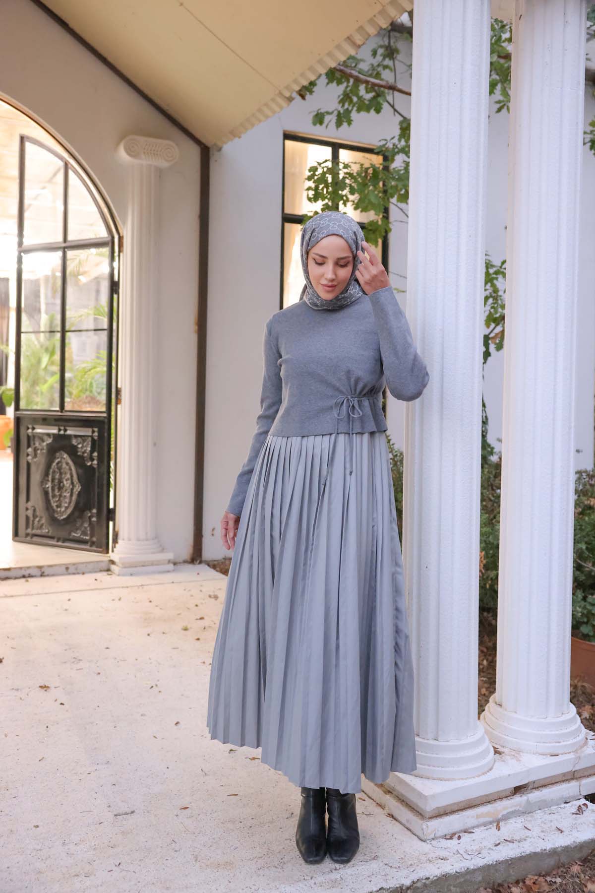 Korspan Kısa Kazak & Pileli Elbise