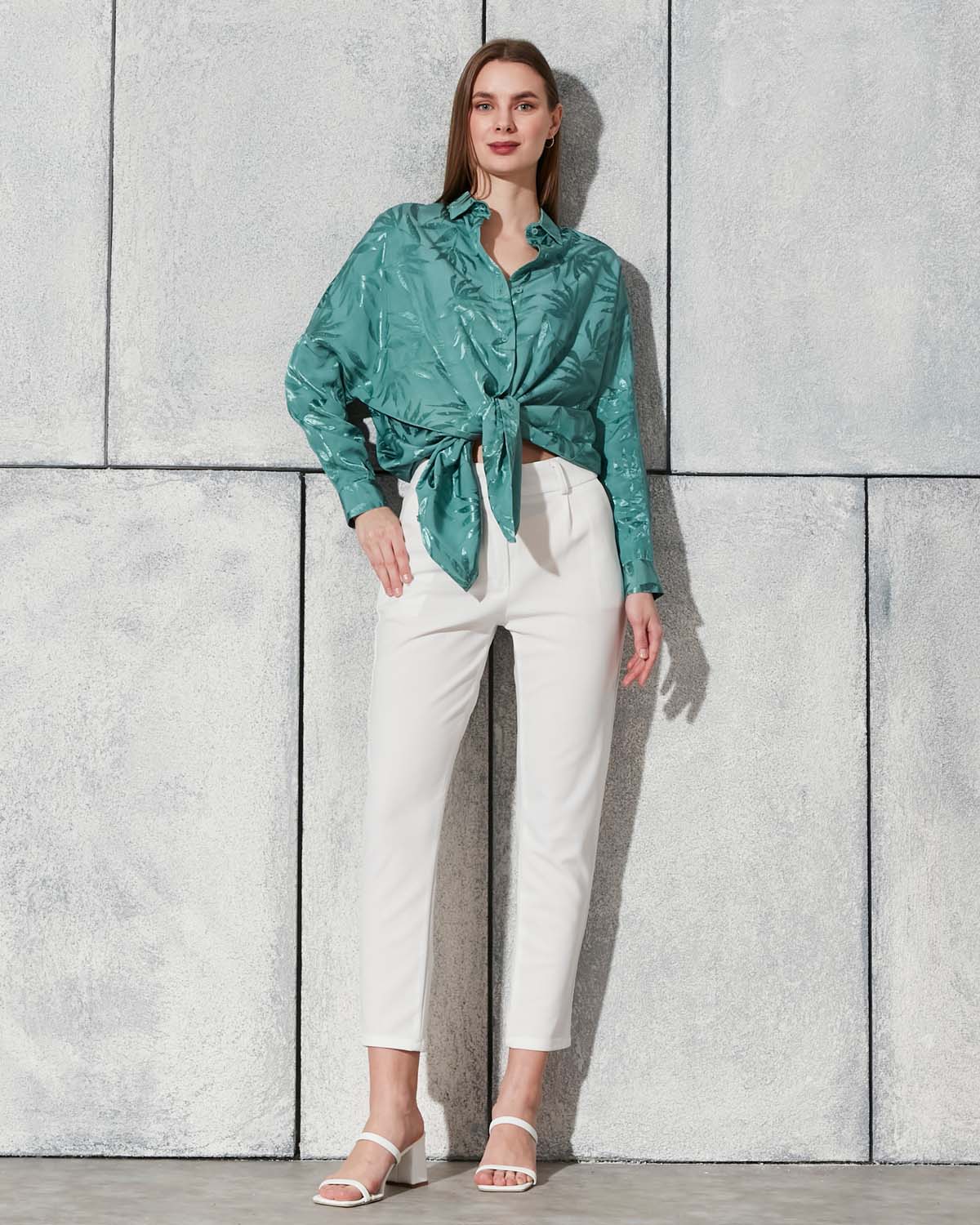 Jakarlı Saten Gömlek