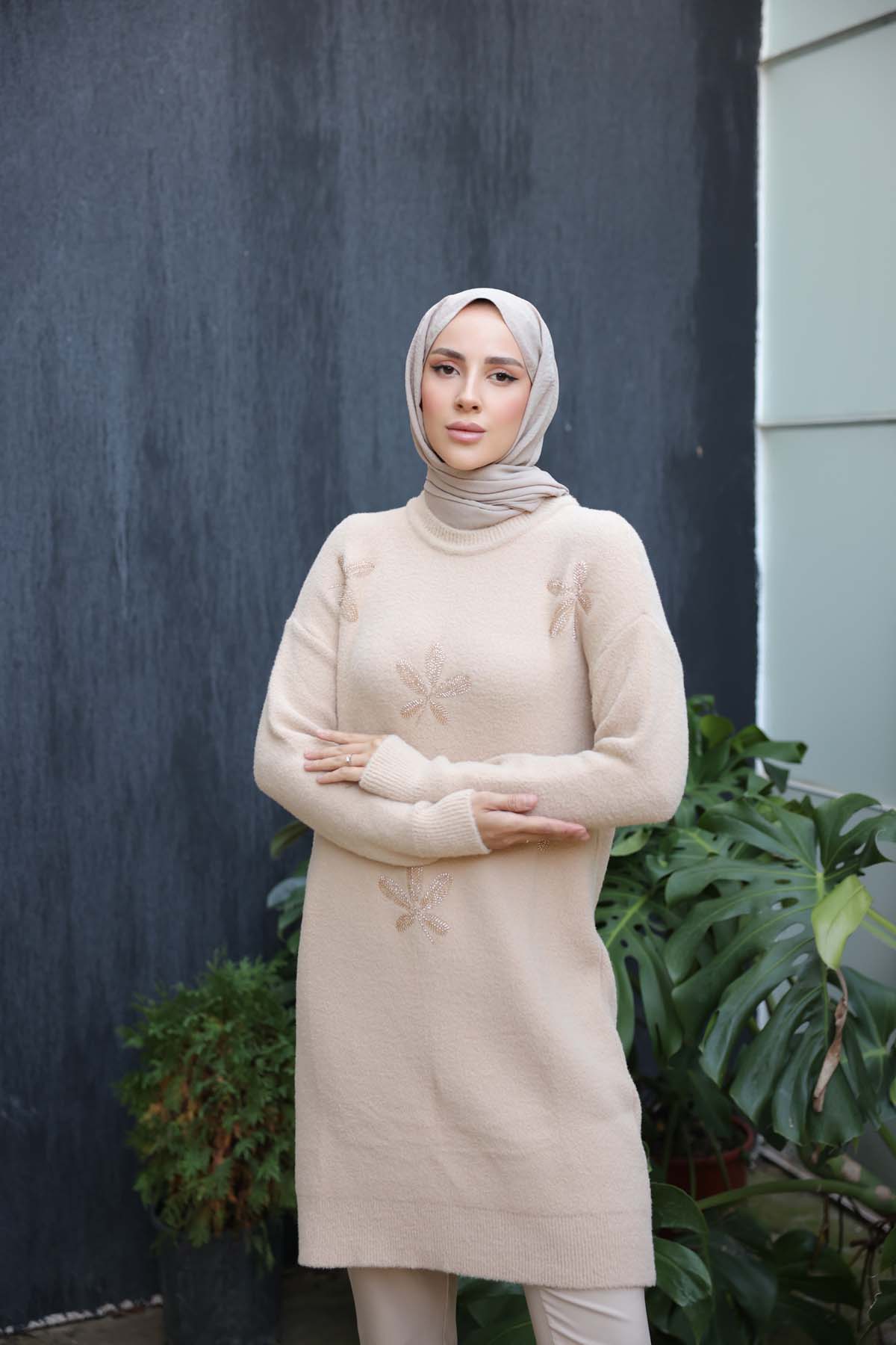 Angora İncili Yaprak Desenli Tunik