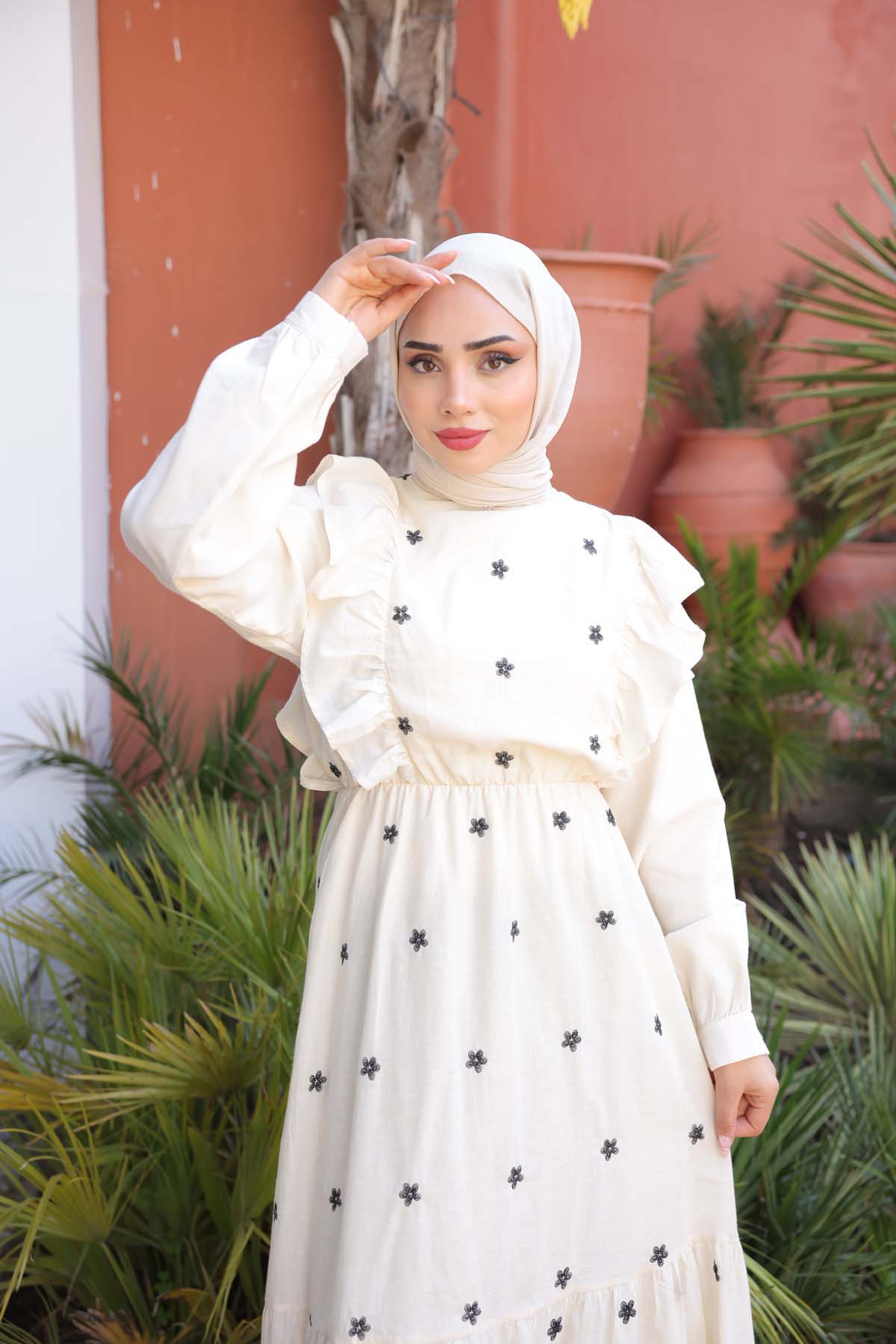 Fırfırlı Uzun Kollu  Çiçek Desenli  Elbise