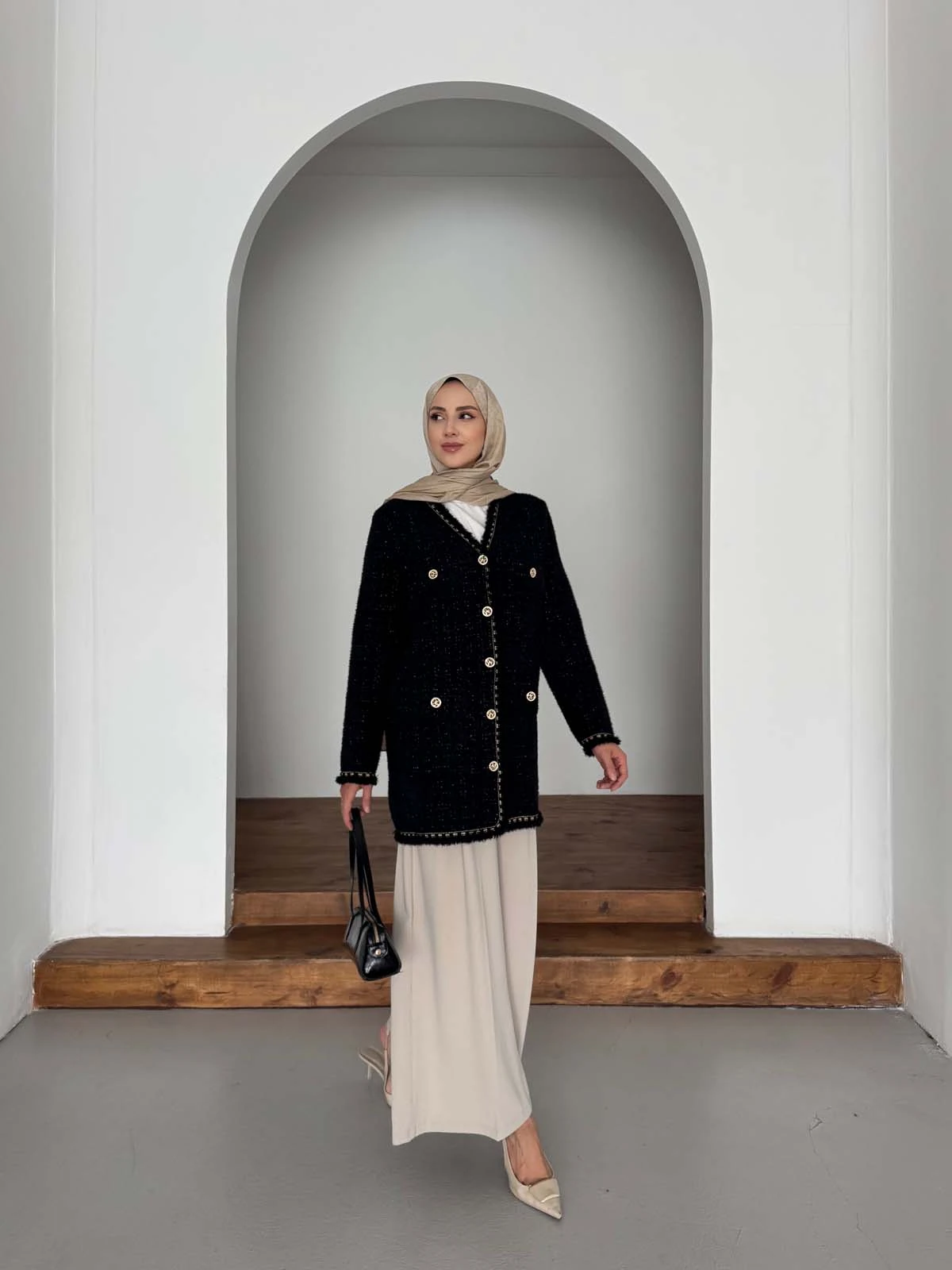 Angora Sim Ve Püskül Detaylı Uzun Hırka