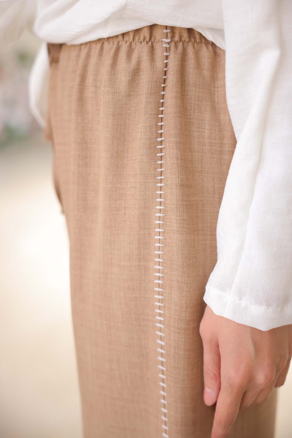 Yanı Dikiş Detaylı Pantalon