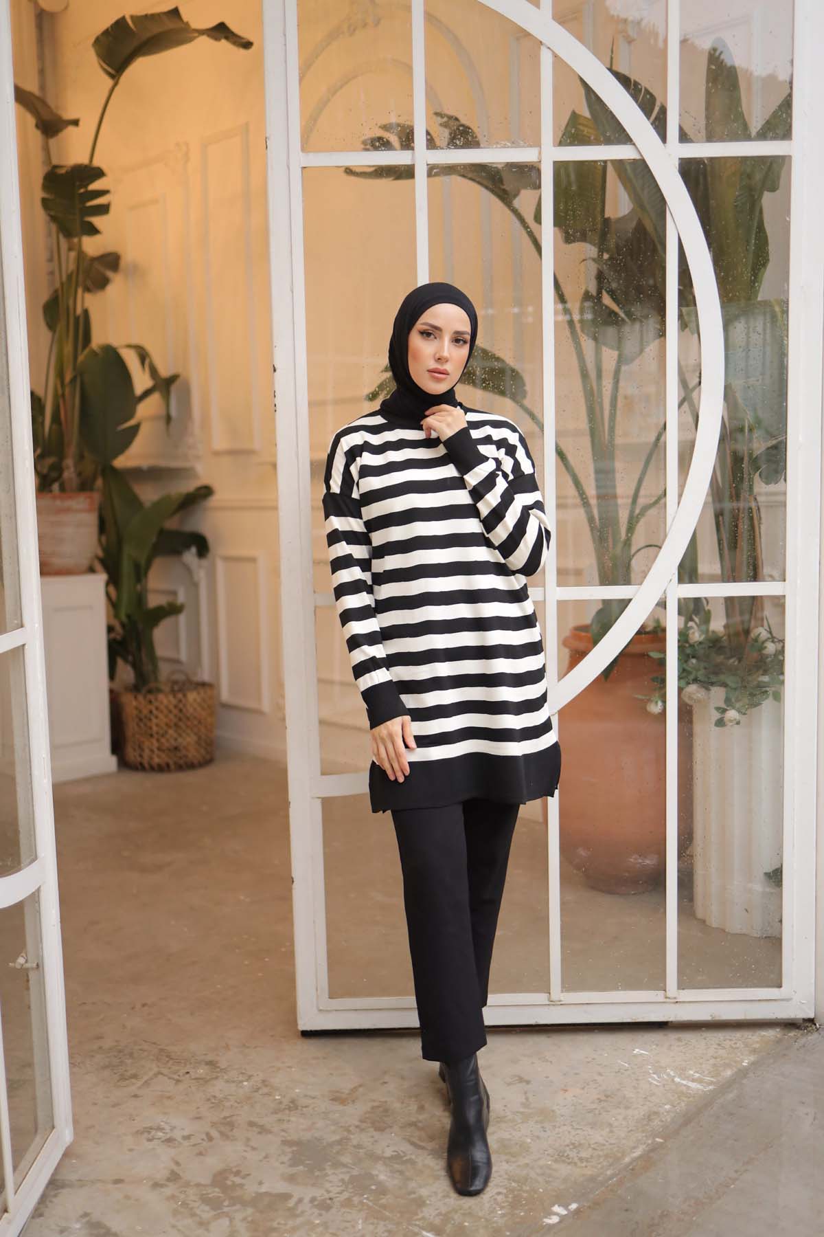 Soğuk Tuşe Çizgili Bisiklet Yaka Tunik