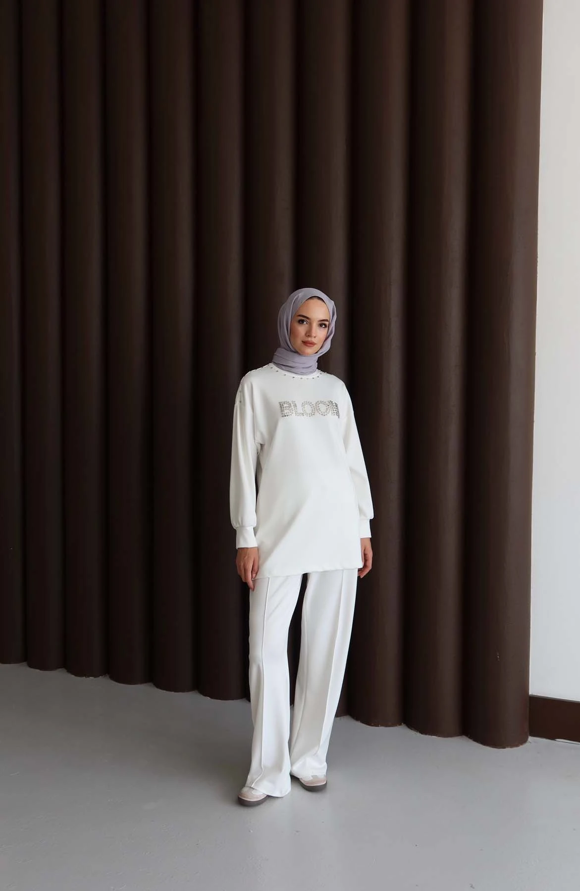 Bloom Mee Asprinli  Sweat