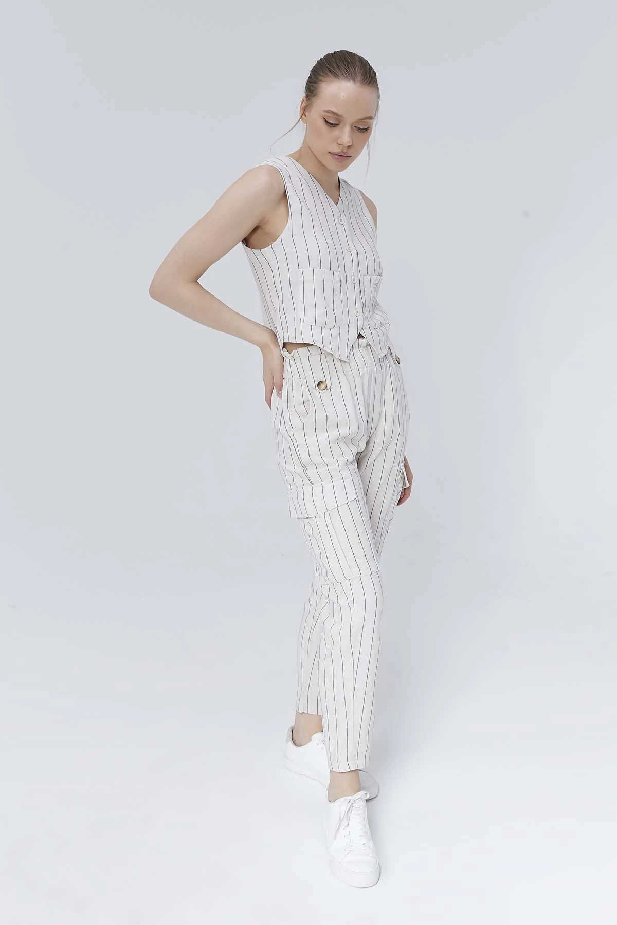 Çizgili  Keten  Yelek