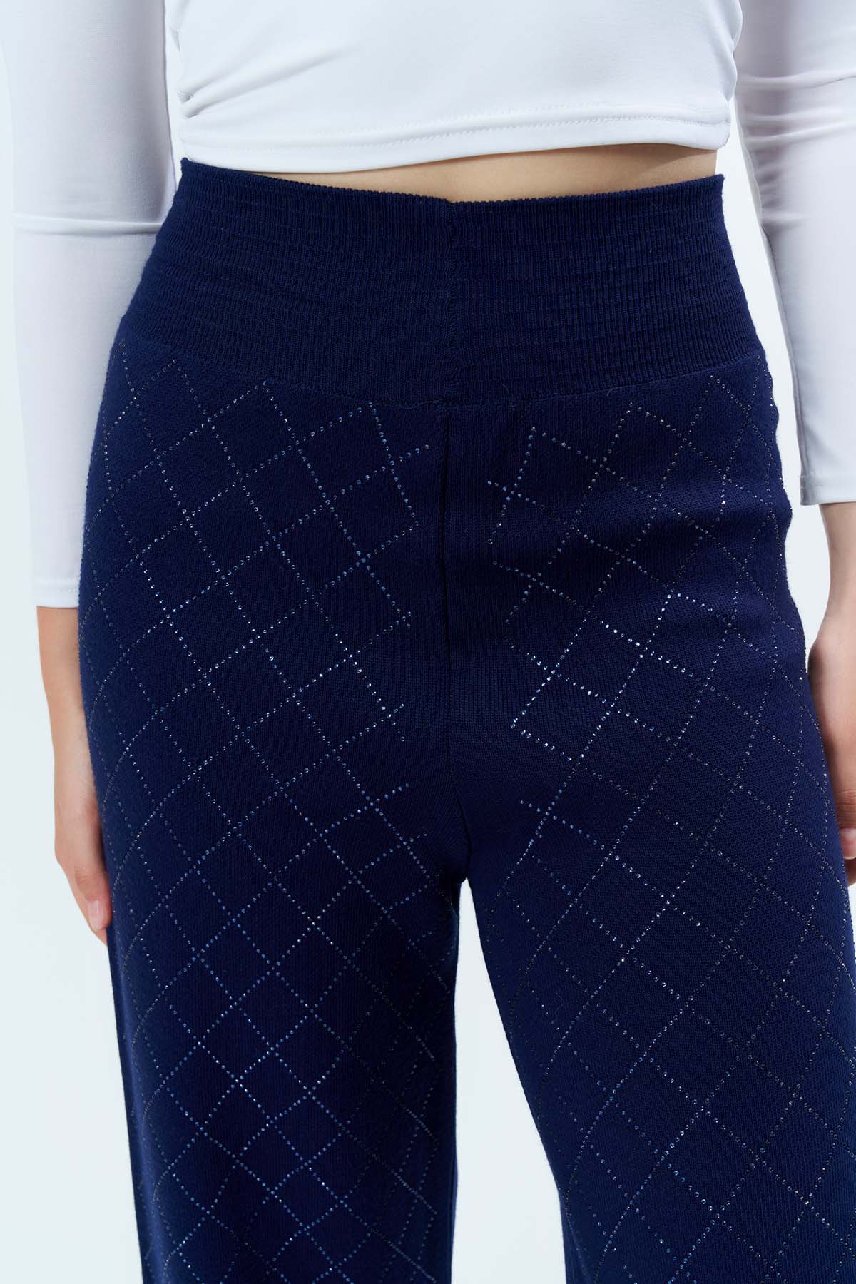 Triko Baklava Taşlı Pantolon