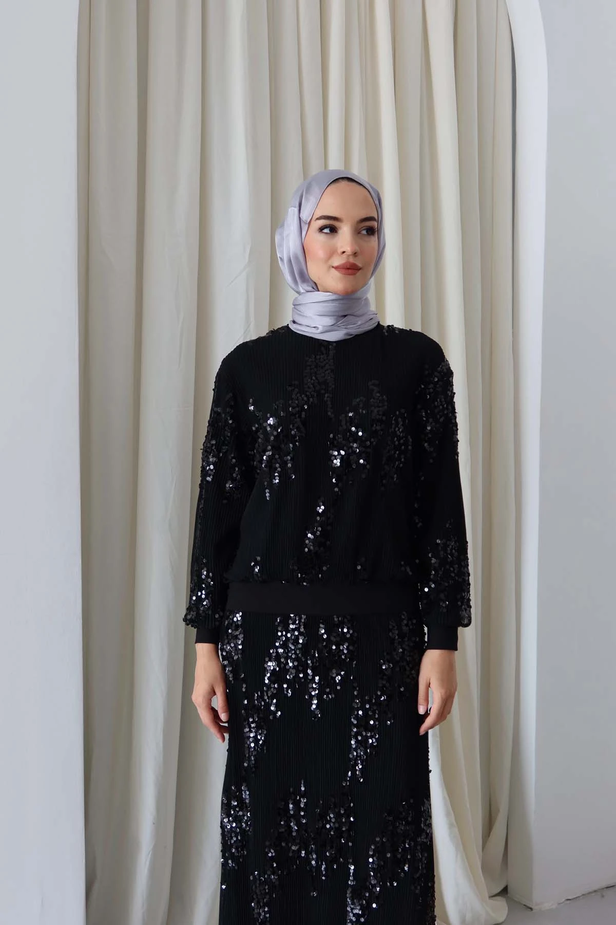 Pullu Tüllü   Etek