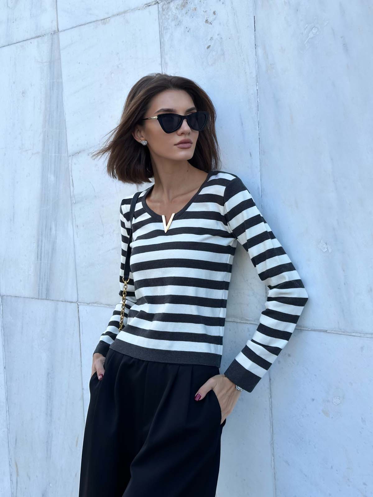 Korspan Çizgili V Broşlu  Badi