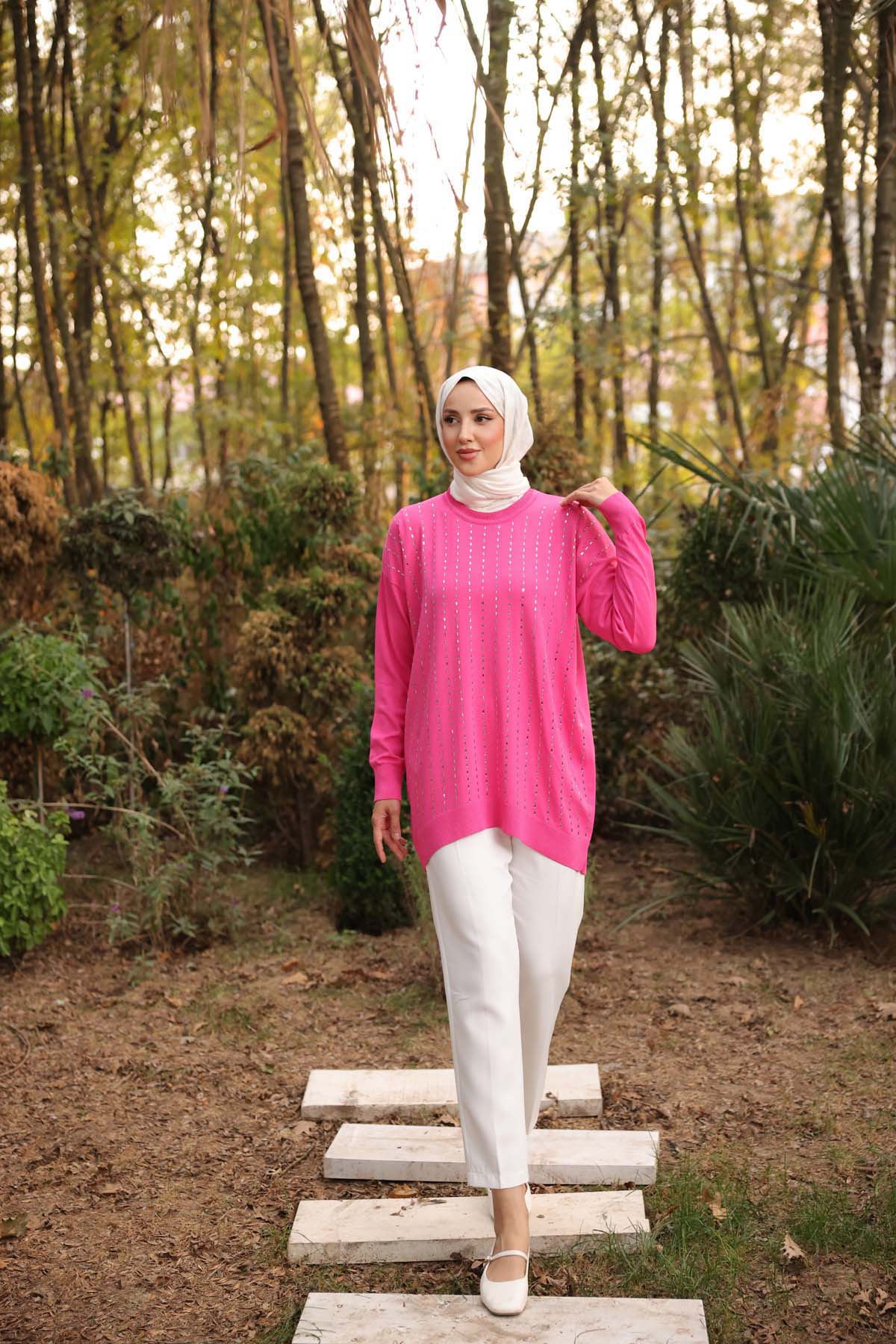 Soğuk Tuşe Evaze Taşlı Tunik