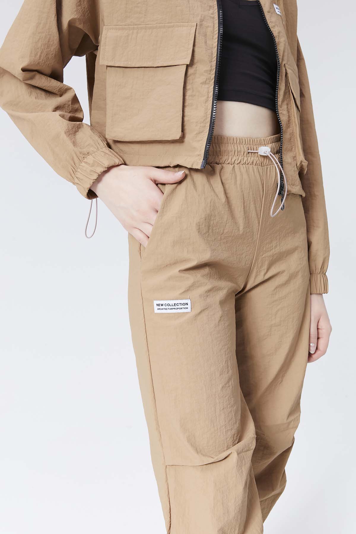 Paraşüt Kumaş Eşofman Takımı