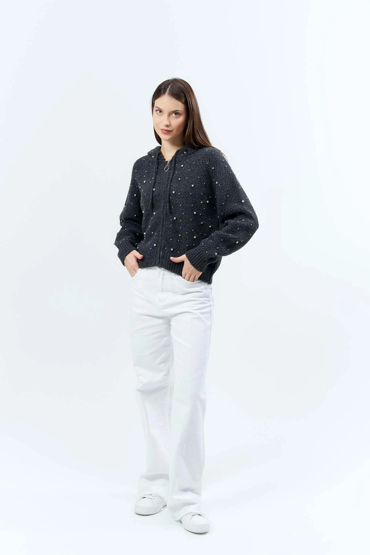 Şardonlu İncili Kapüşonlu Hırka