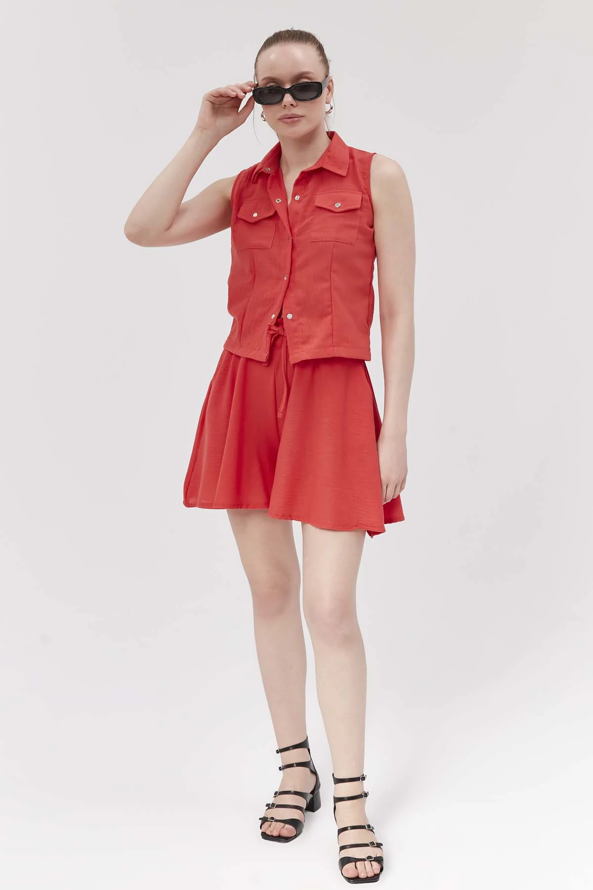 Çift Cepli Çıt Çıt Kapalmalı Sıfır Kol Yelek