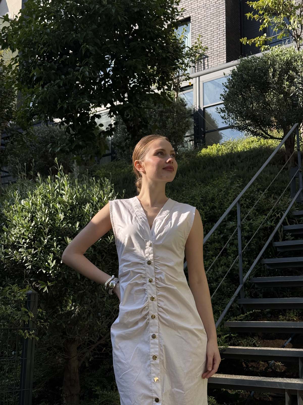 KOLSUZ ÖNÜ DÜĞMELİ POPLİN ELBİSE