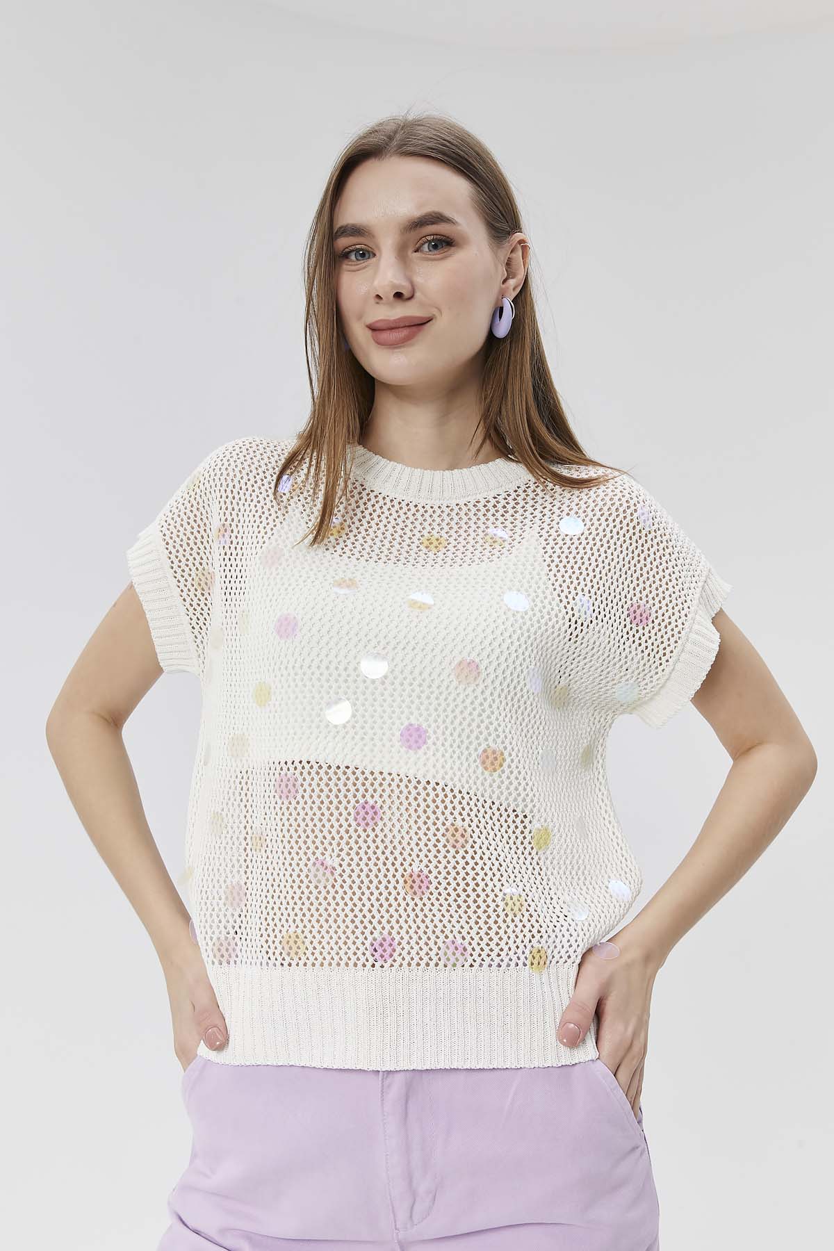 Ajurlu Pul Detaylı Süveter Bluz Crop Atlet