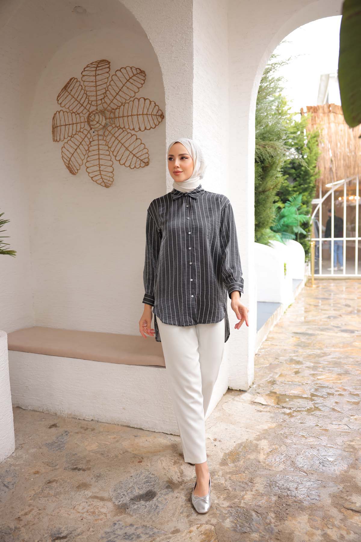 Çizgili Saten Gömlek