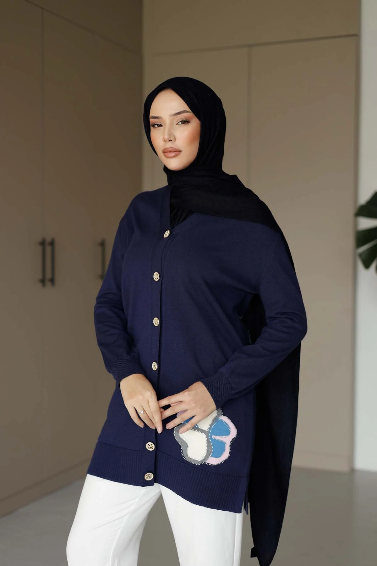 Korspan Nakışlı Hırka