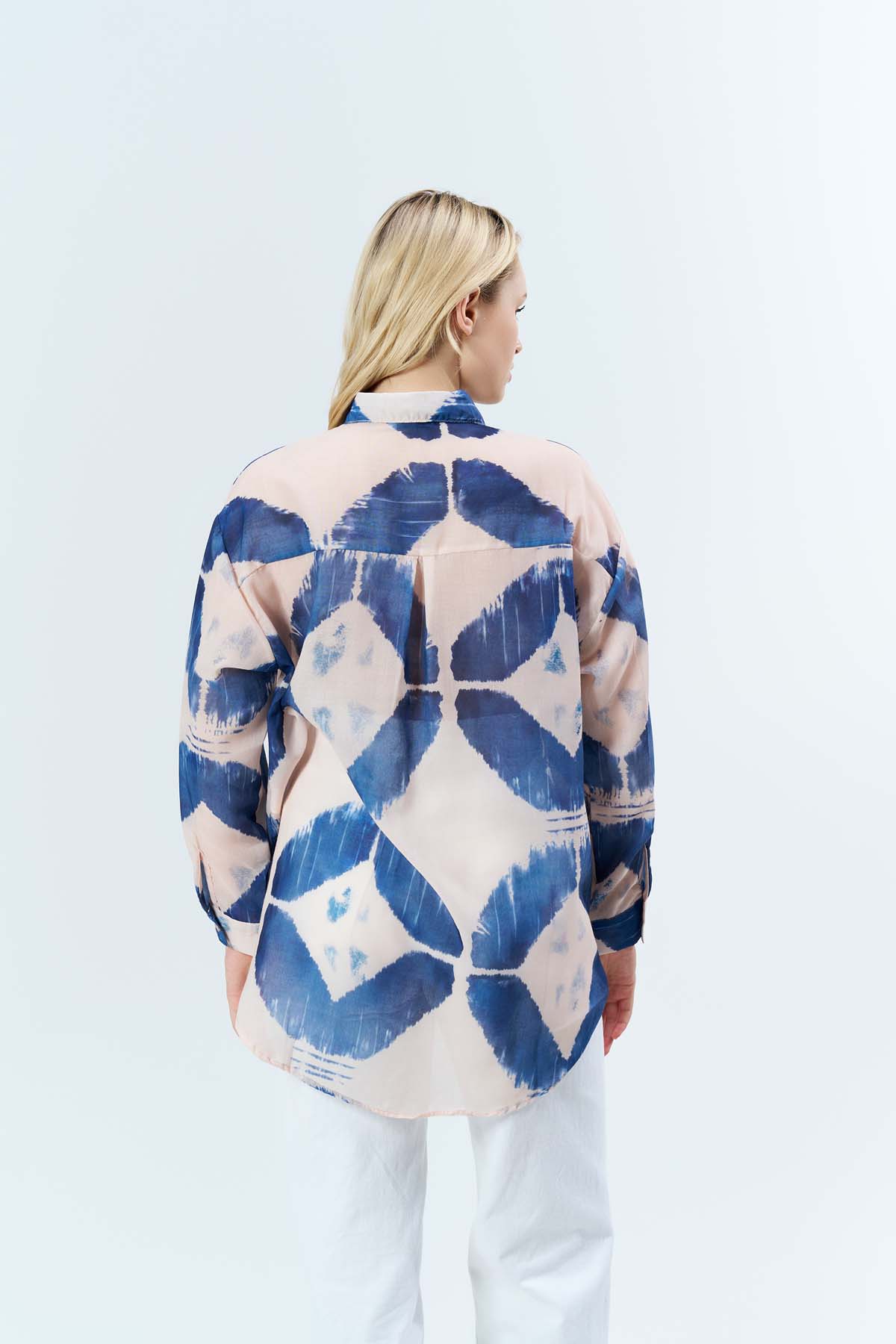 Mavi Batik Desenli Gömlek