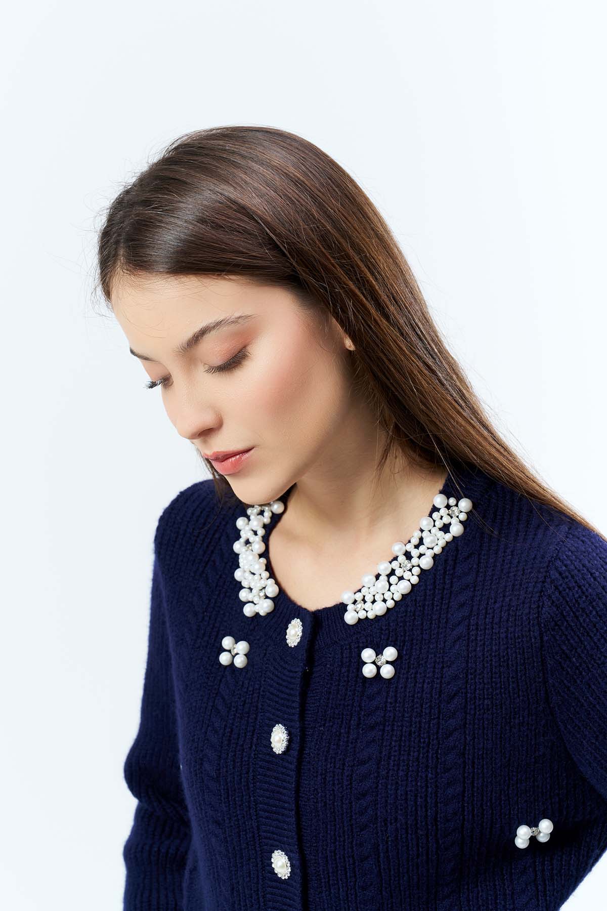 Şardonlu İncili Kısa Ceket