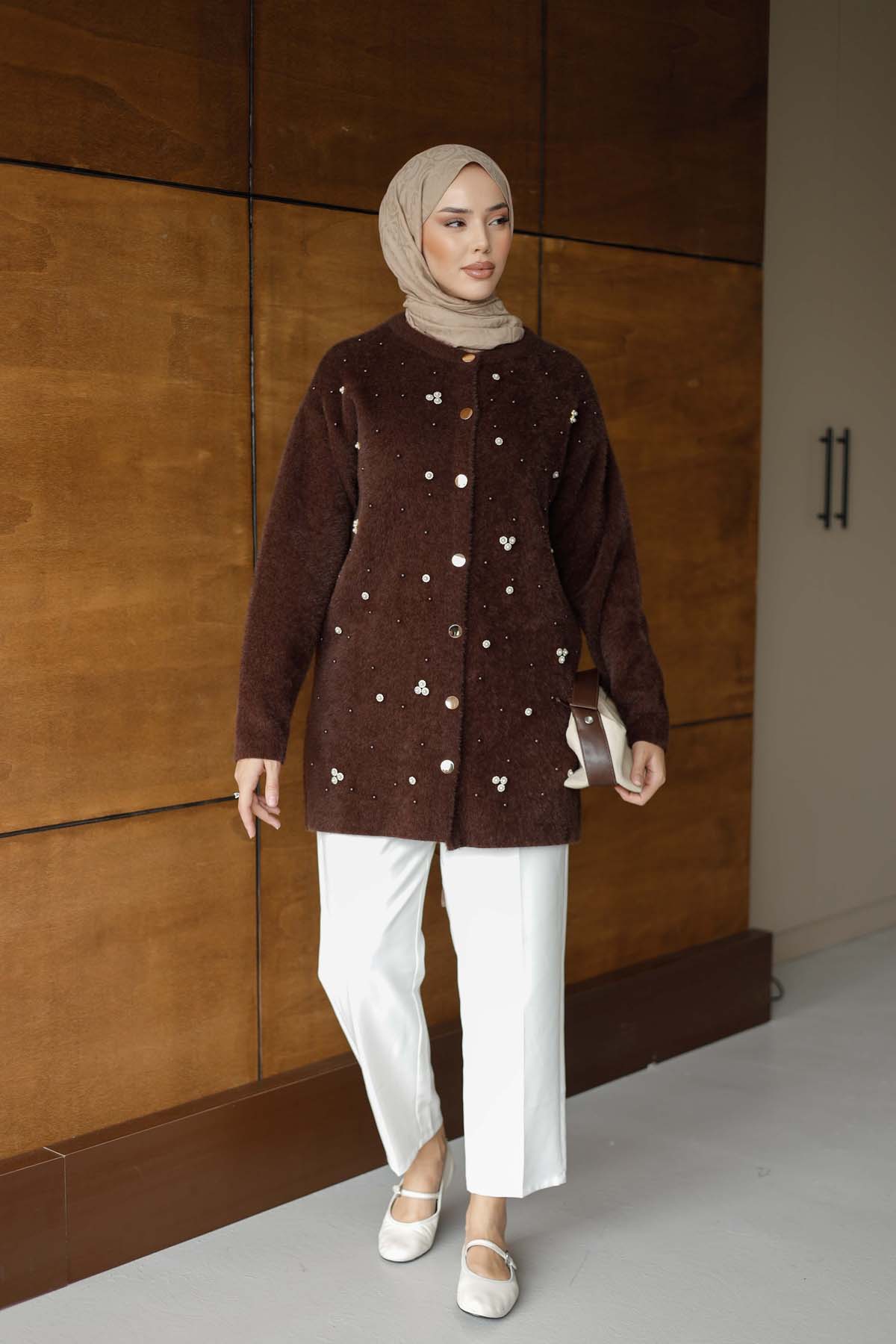 Angora İnci Taş Döşemeli Hırka