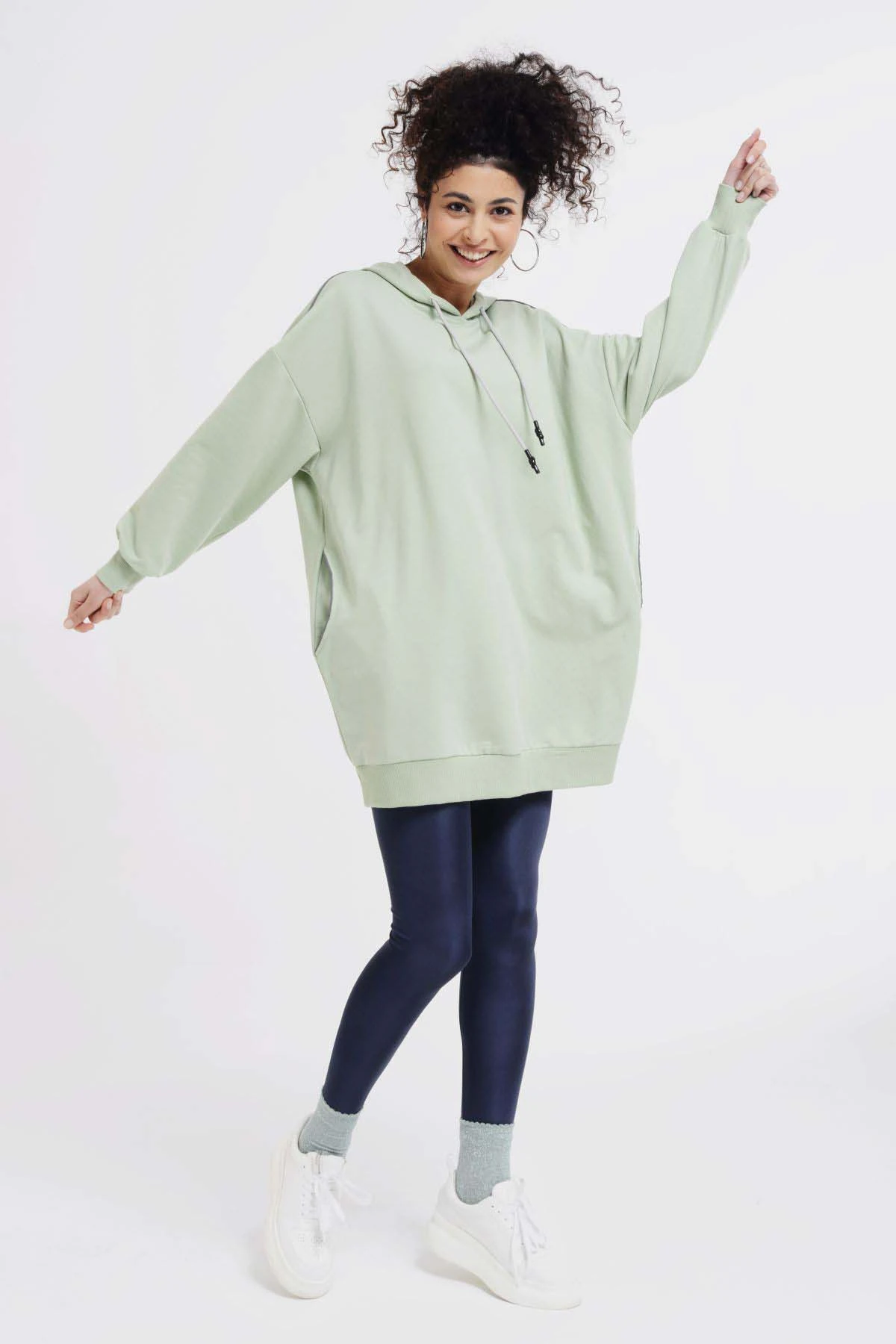 Kapüşonlu  Şeritli Oversize Sweatshirt