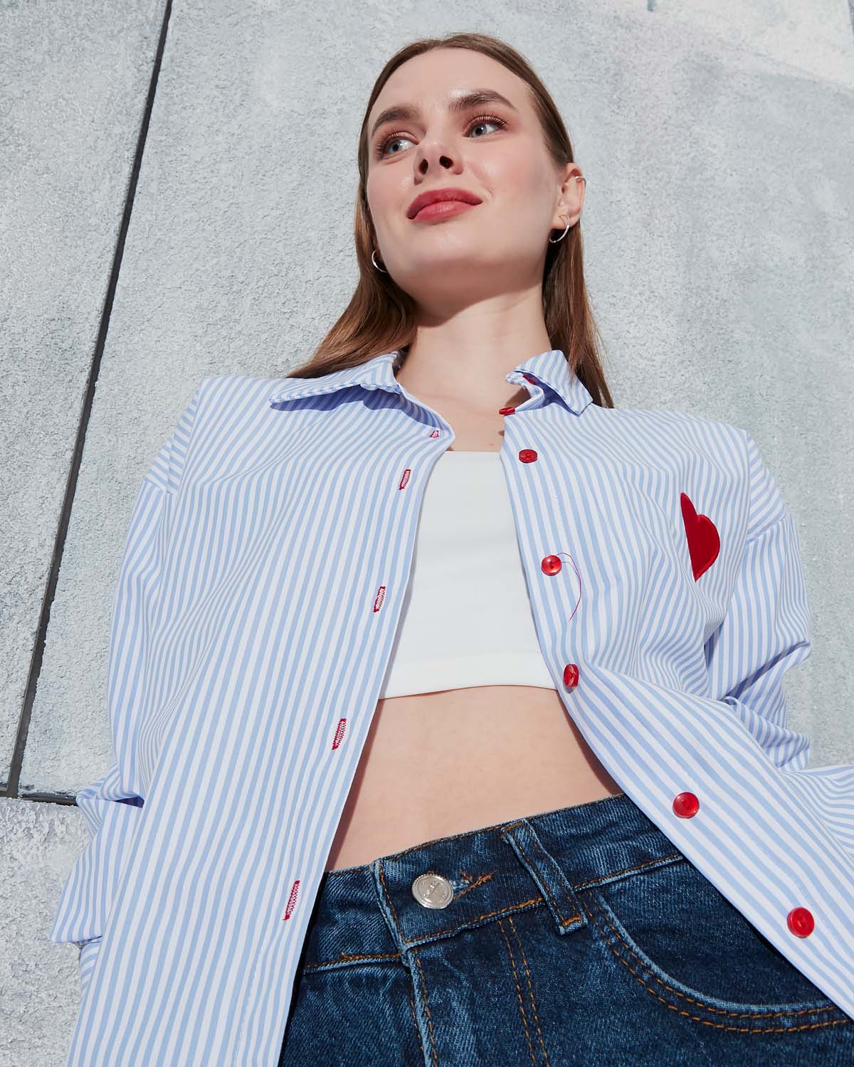 KALPLİ ÇİZGİLİ GÖMLEK