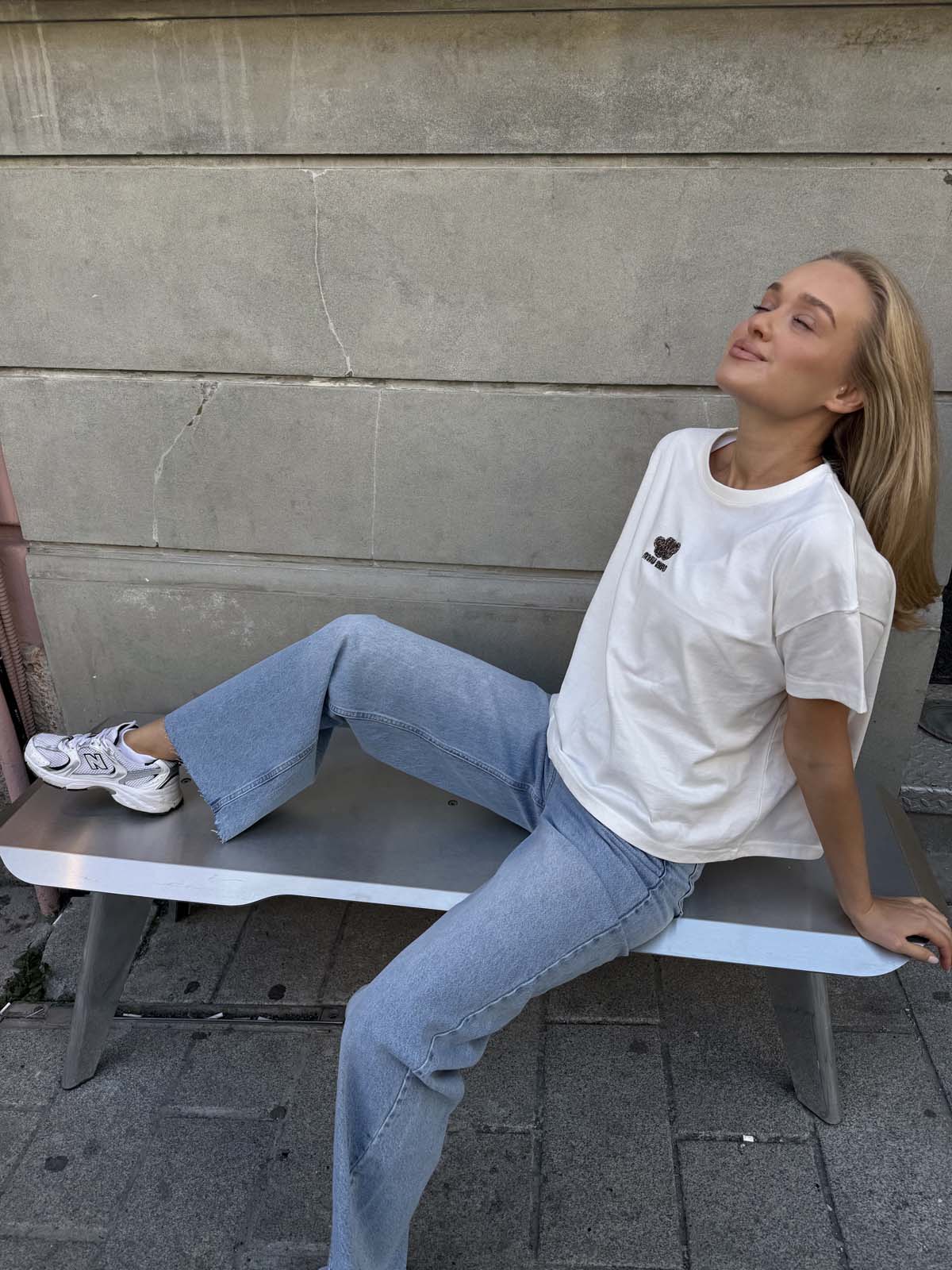 LYON KALIP KÖPEKLİ MIU MIU TİŞÖRT