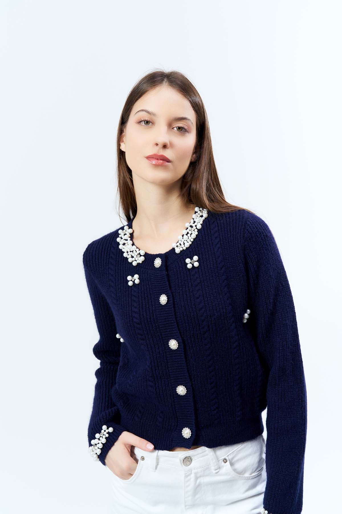 Şardonlu İncili Kısa Ceket